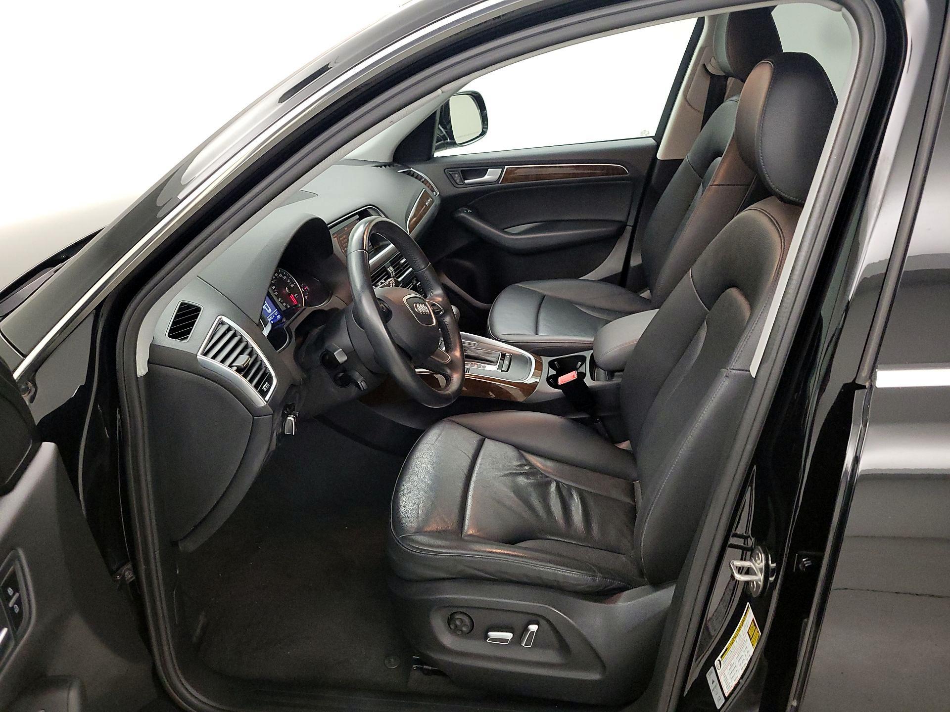 Thumbnail: 2015 Audi Q5 - 11