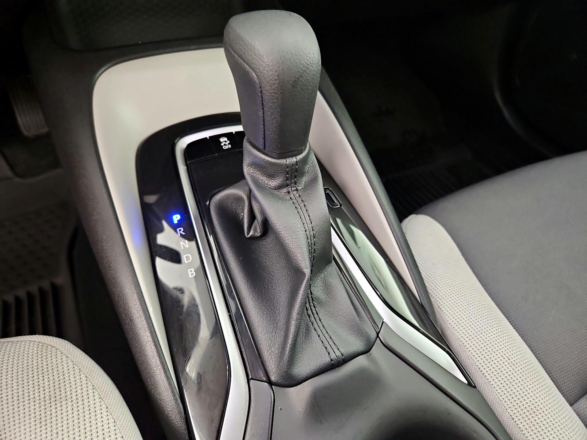 Thumbnail: 2025 Toyota Corolla - 17