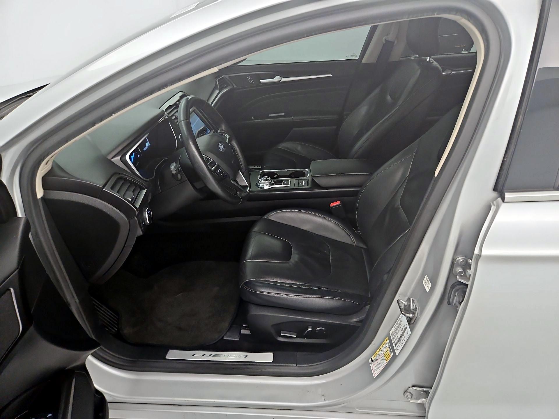 Thumbnail: 2019 Ford Fusion - 11