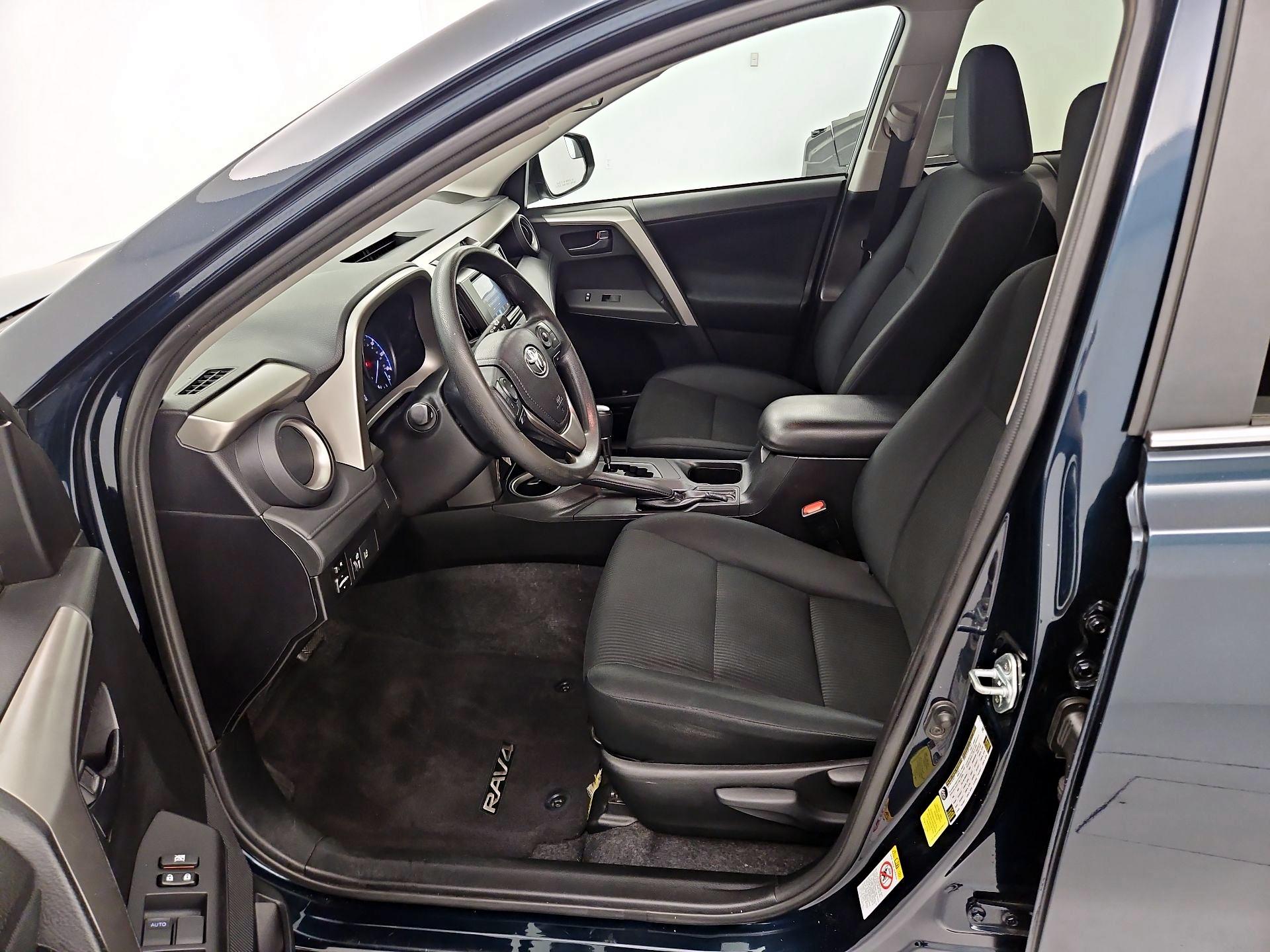 Thumbnail: 2017 Toyota RAV4 - 11