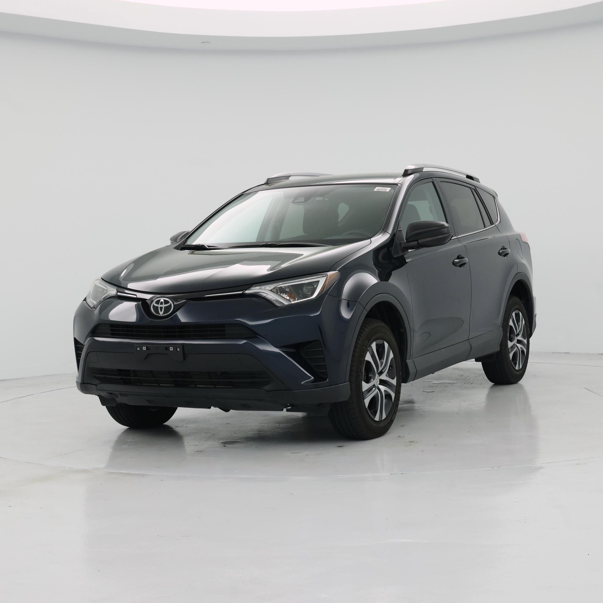Thumbnail: 2017 Toyota RAV4 - 4