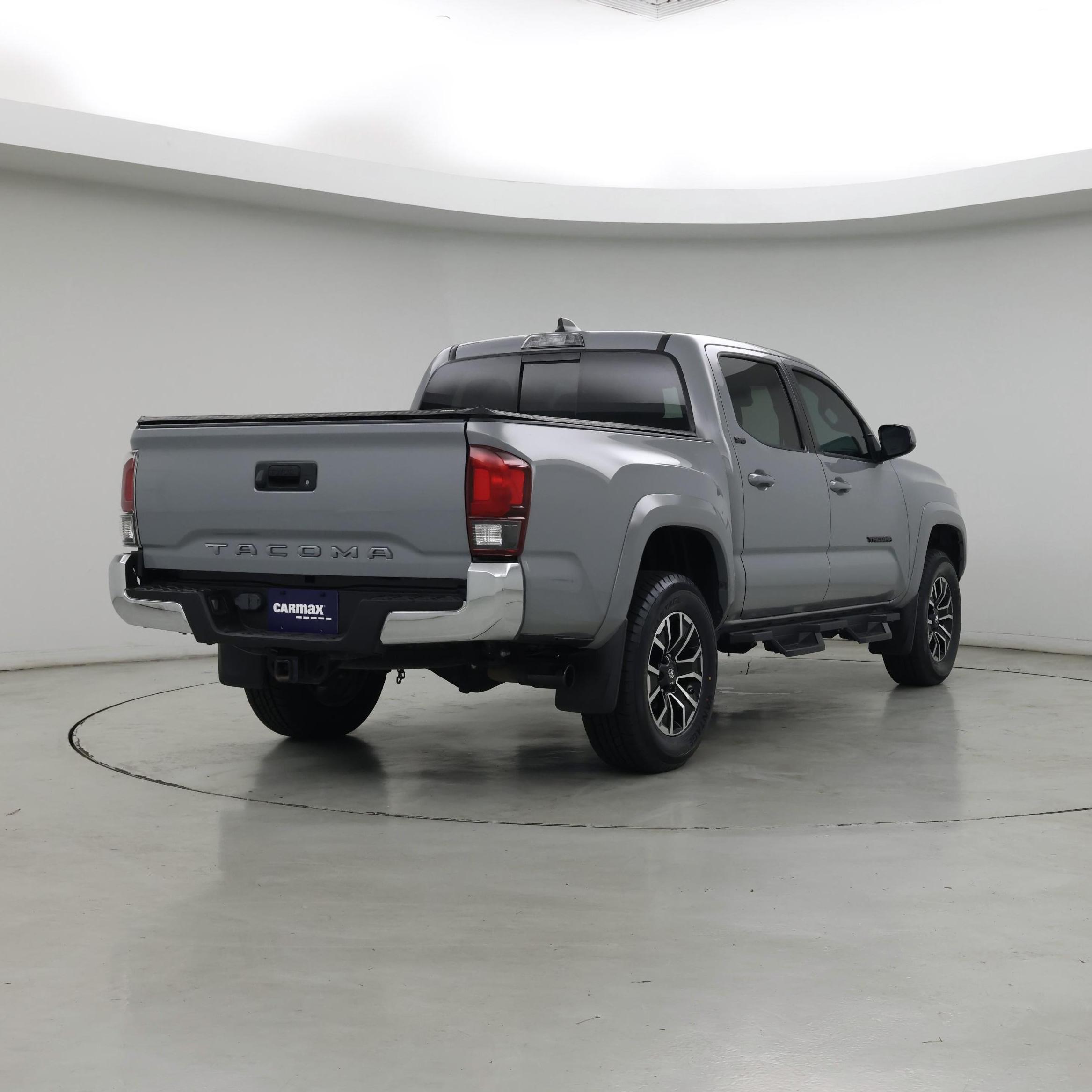 Thumbnail: 2021 Toyota Tacoma - 8