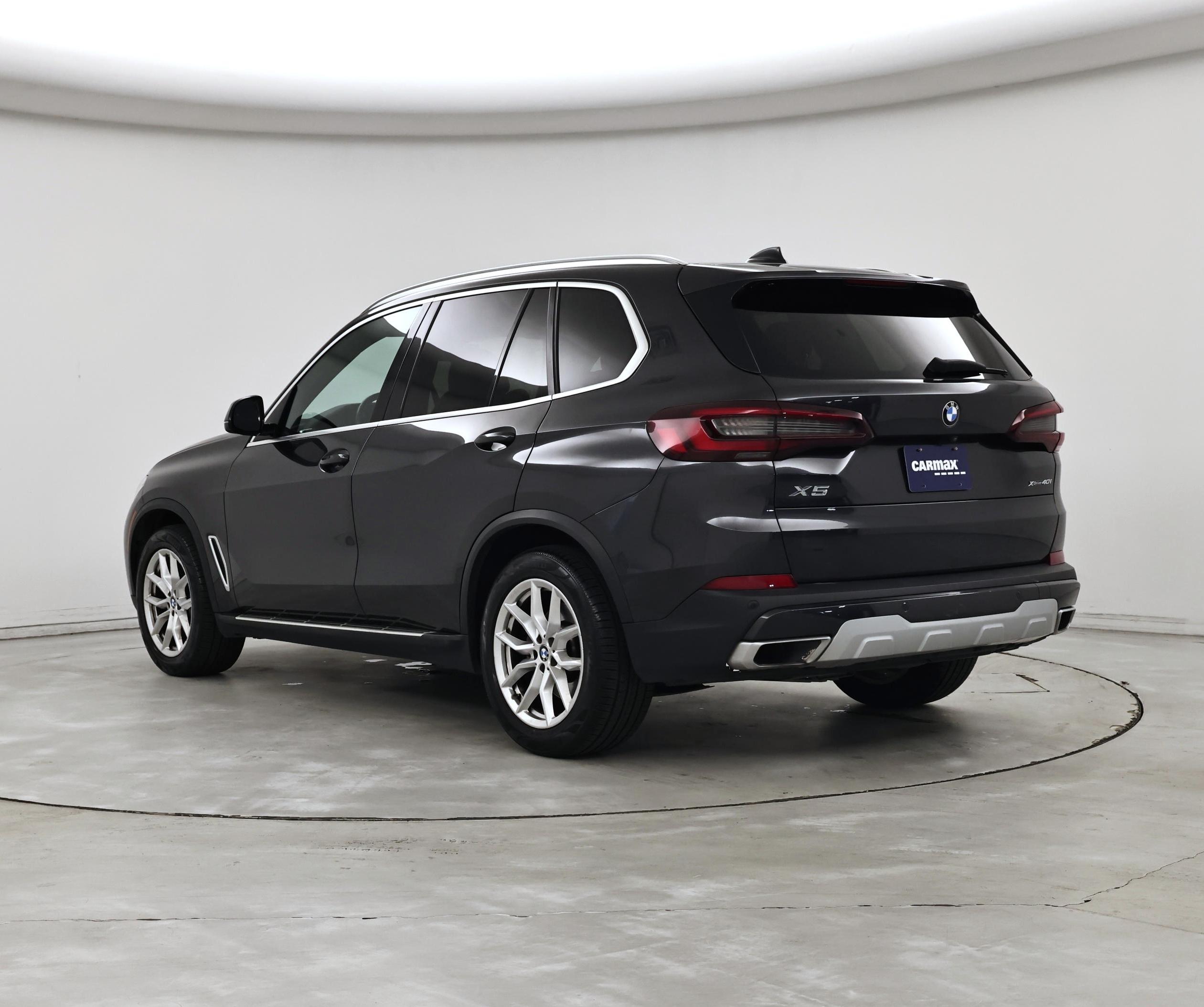 Thumbnail: 2021 BMW X5 - 2