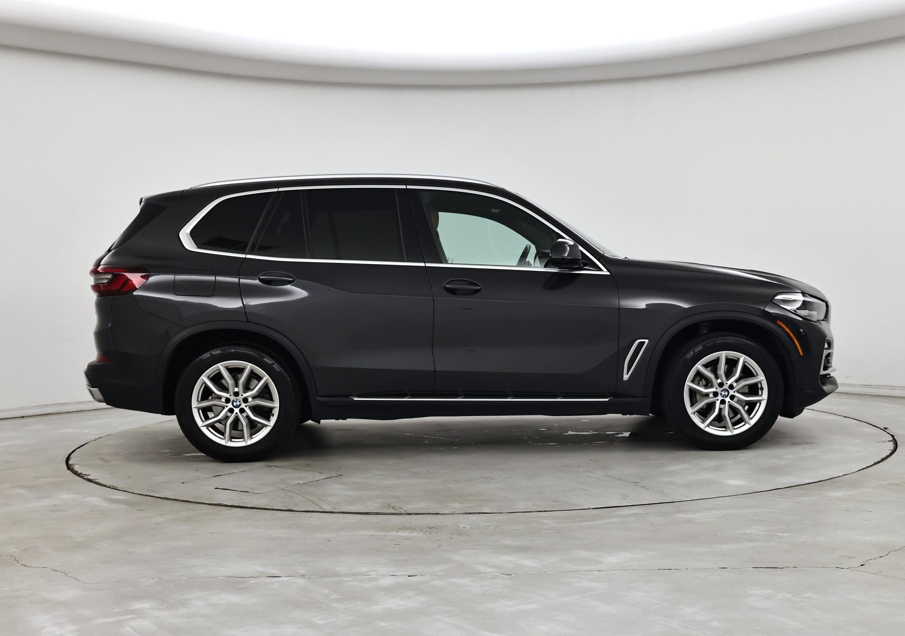 Thumbnail: 2021 BMW X5 - 7