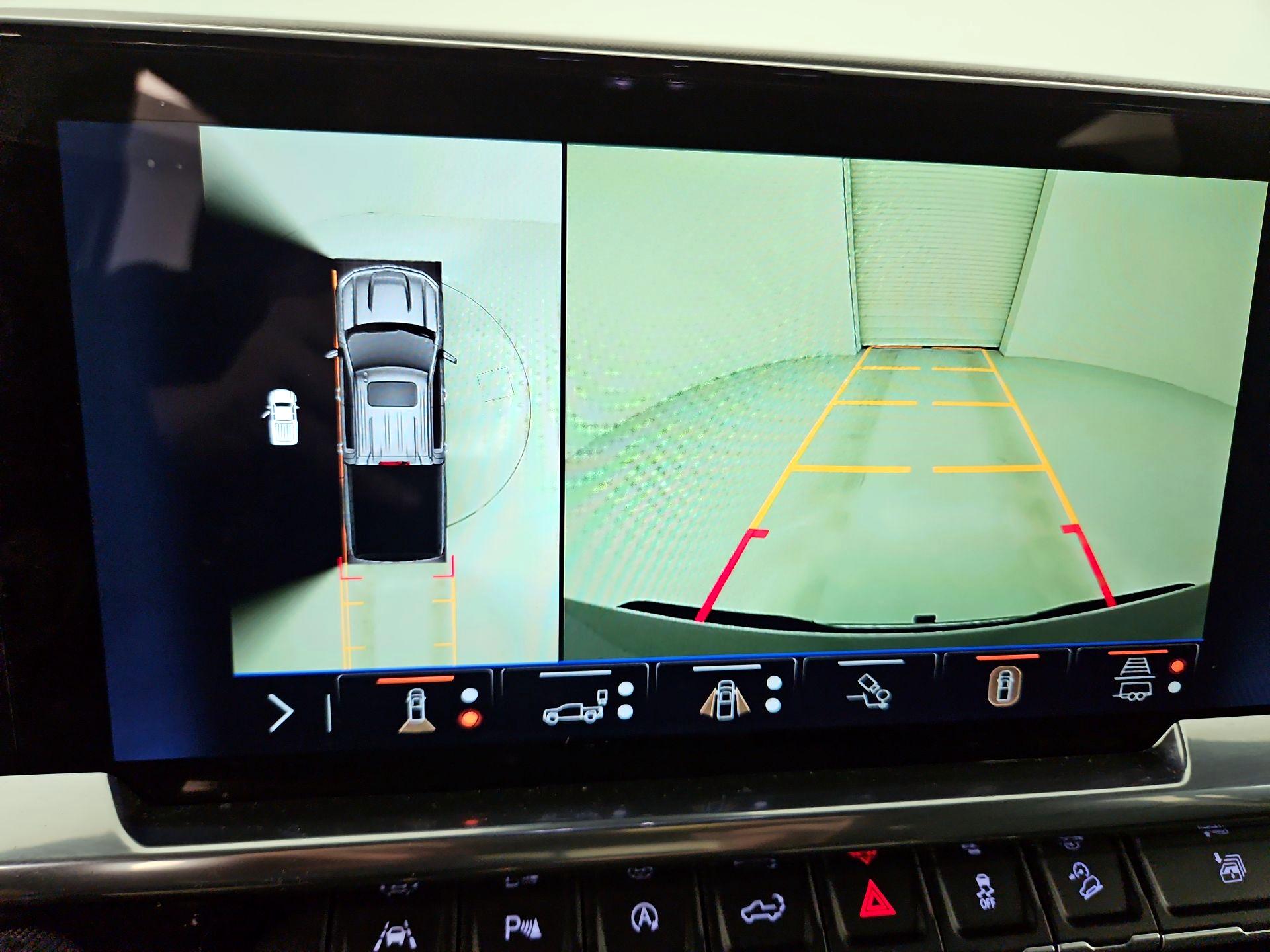 Thumbnail: 2026 Chevrolet Silverado 1500 - 15