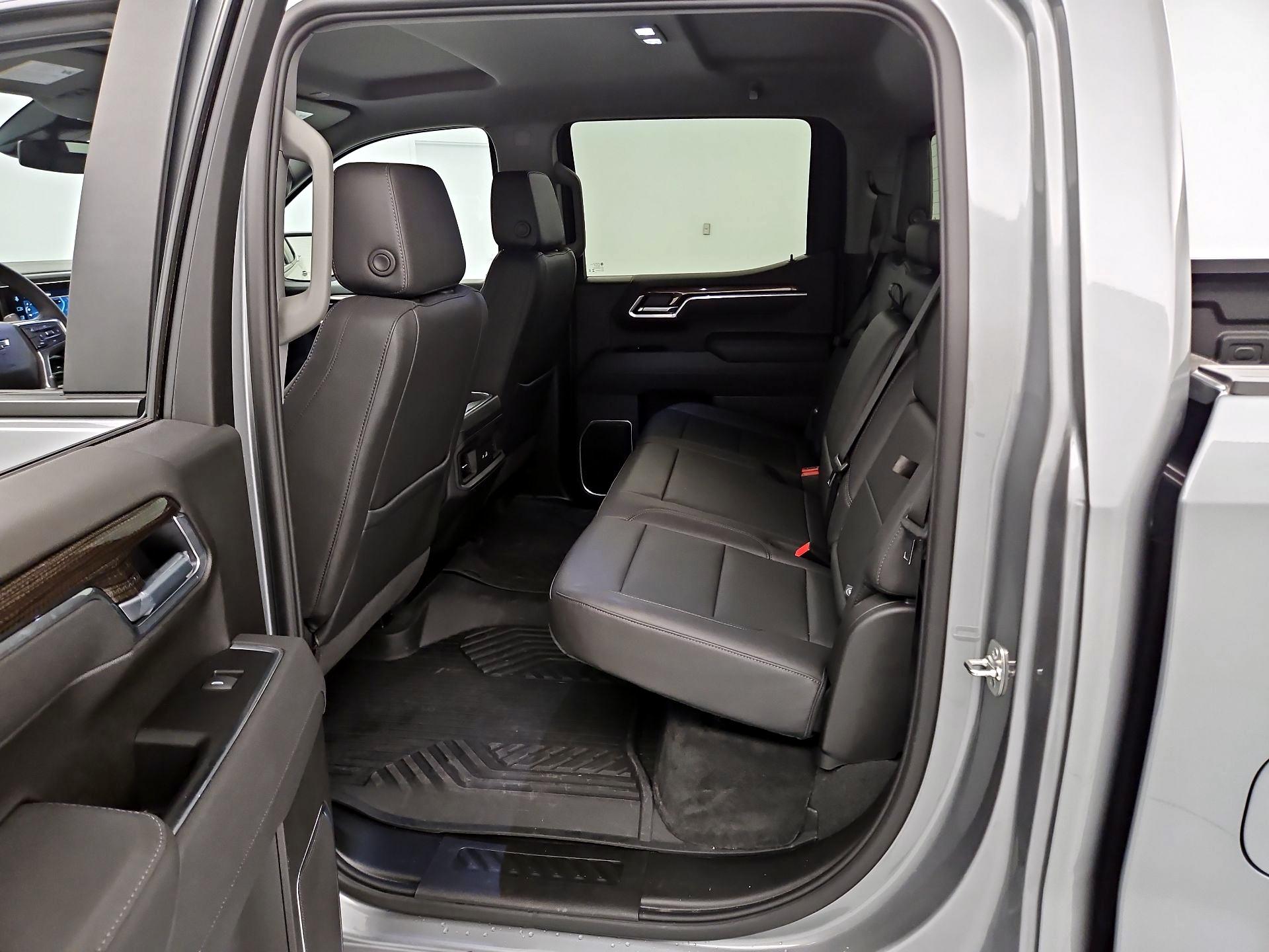 Thumbnail: 2026 Chevrolet Silverado 1500 - 20