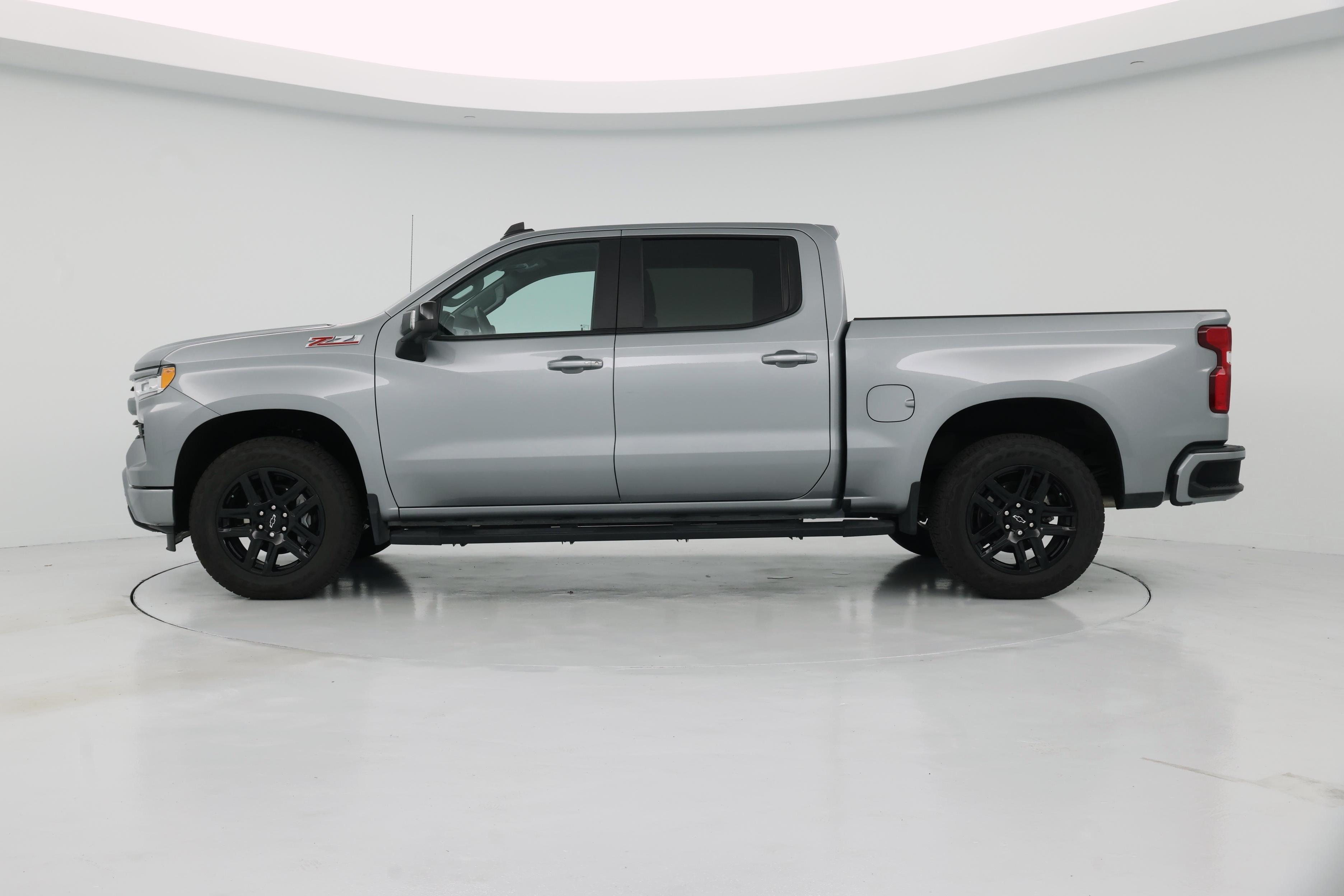 Thumbnail: 2026 Chevrolet Silverado 1500 - 3