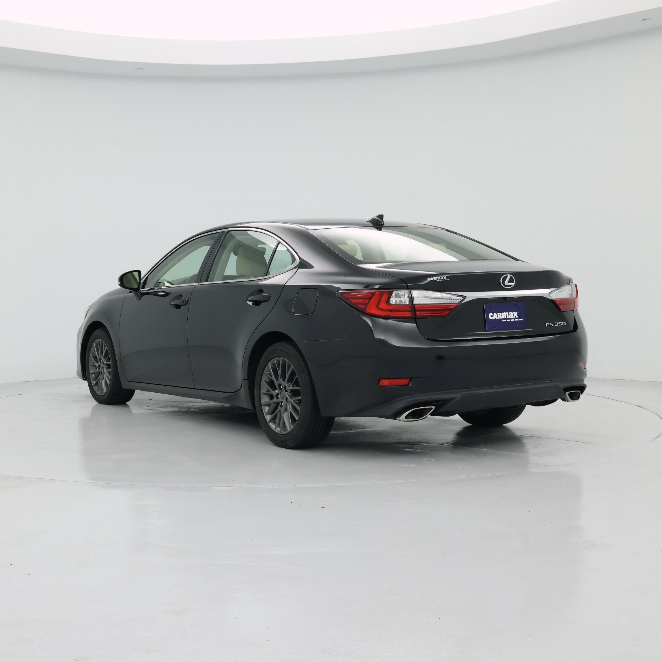 Thumbnail: 2017 Lexus ES - 2