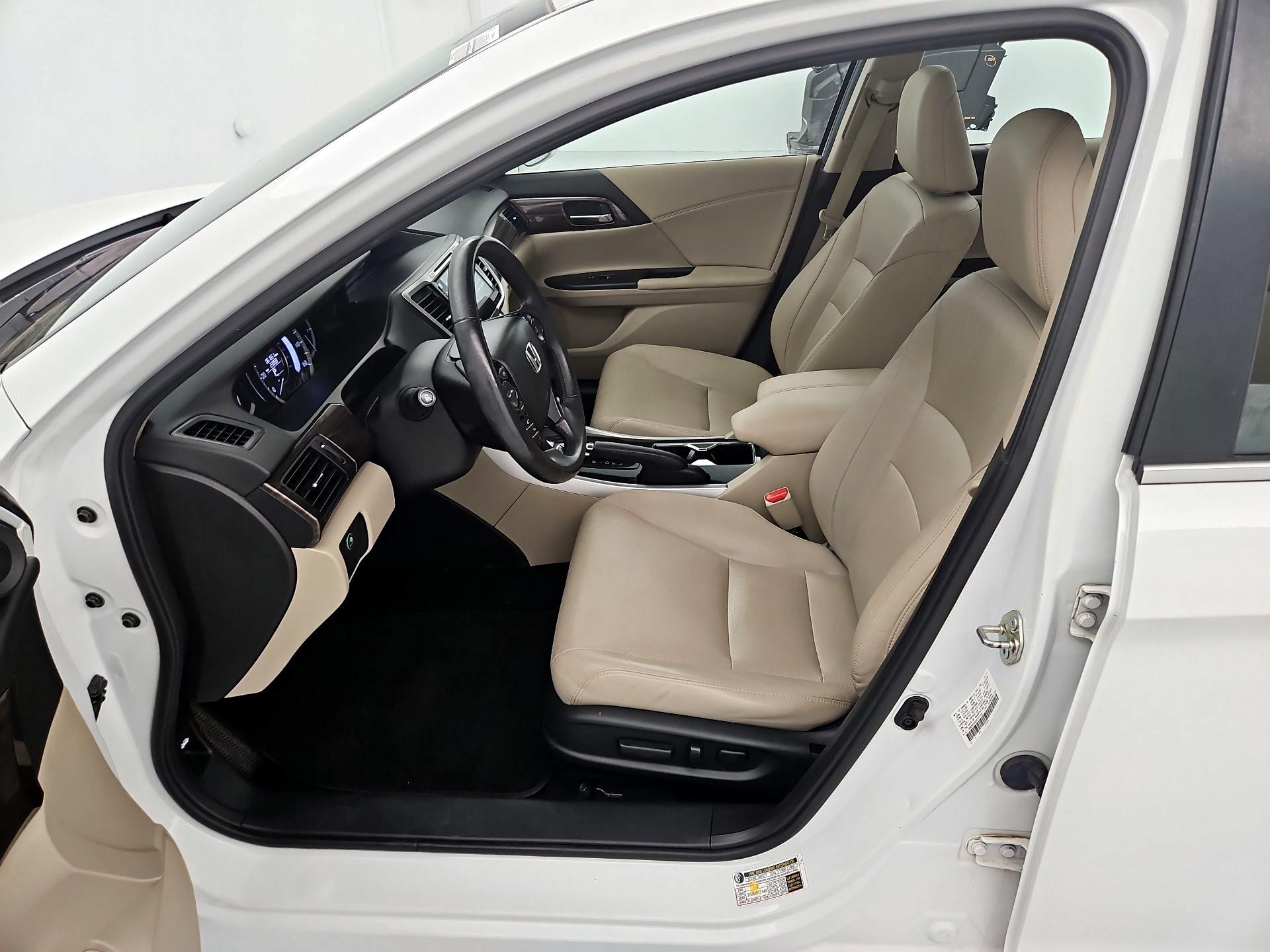 Thumbnail: 2017 Honda Accord - 11