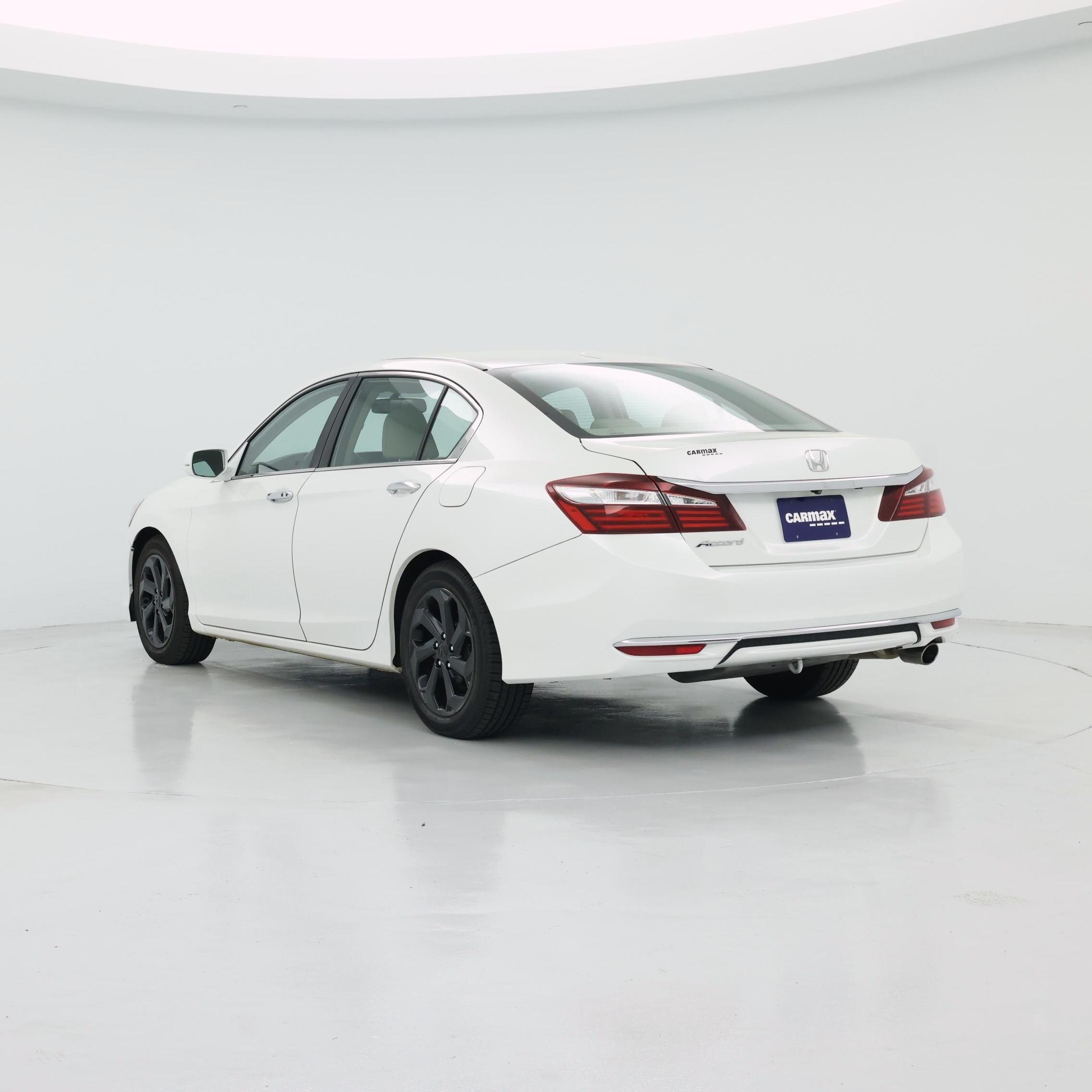 Thumbnail: 2017 Honda Accord - 2