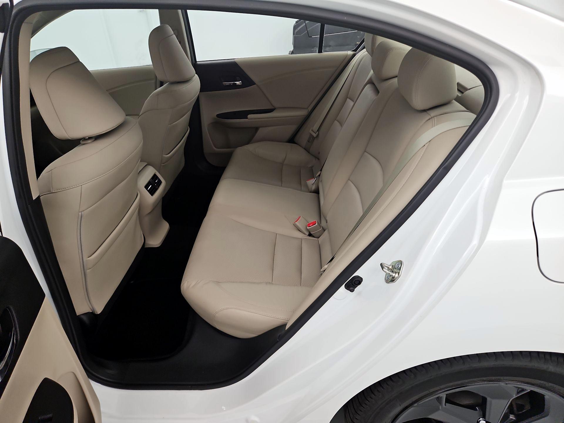 Thumbnail: 2017 Honda Accord - 20