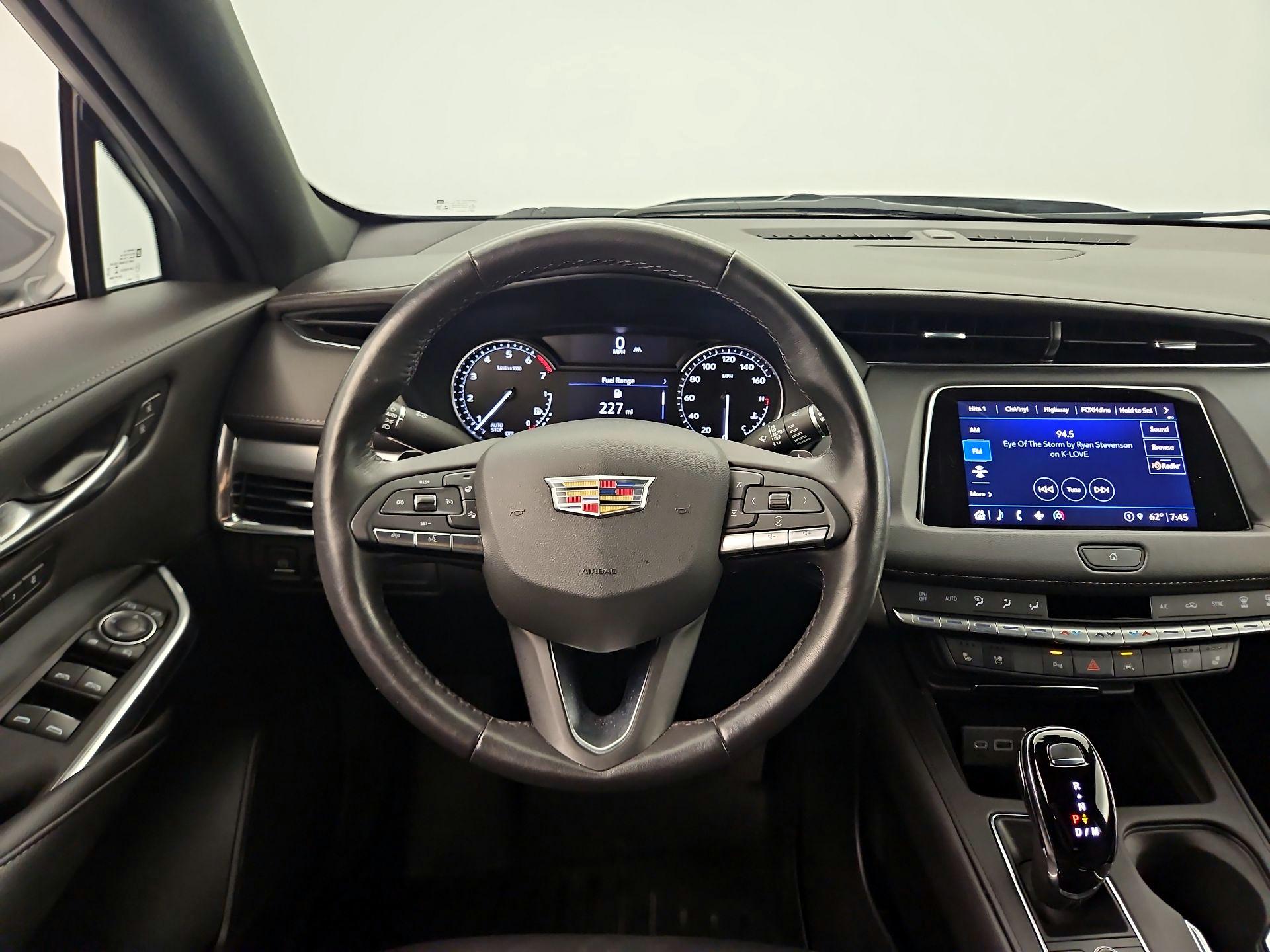 Thumbnail: 2023 Cadillac XT4 - 10