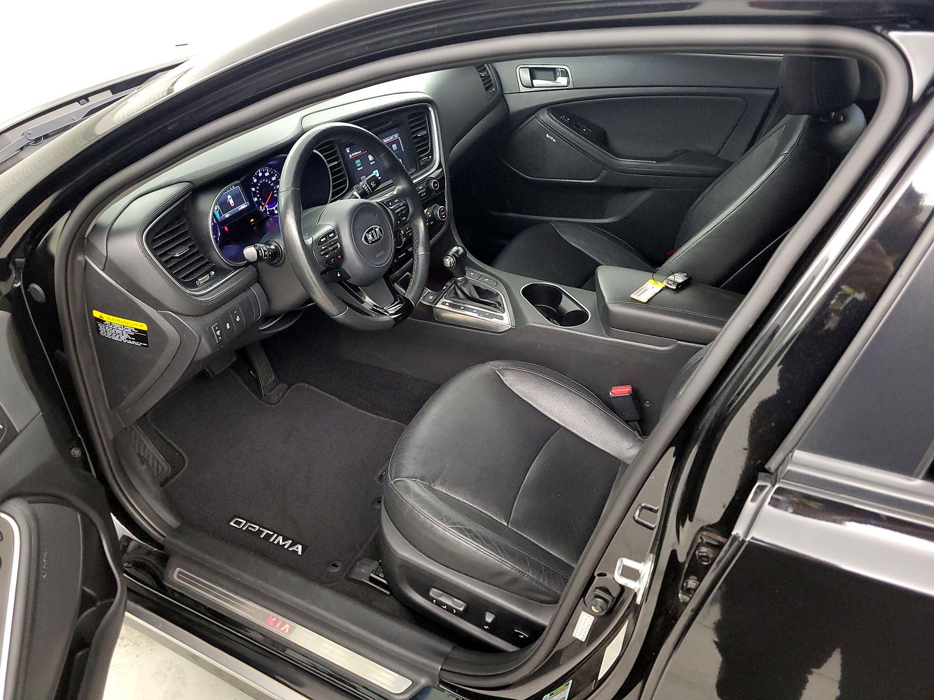 Thumbnail: 2015 Kia Optima - 11