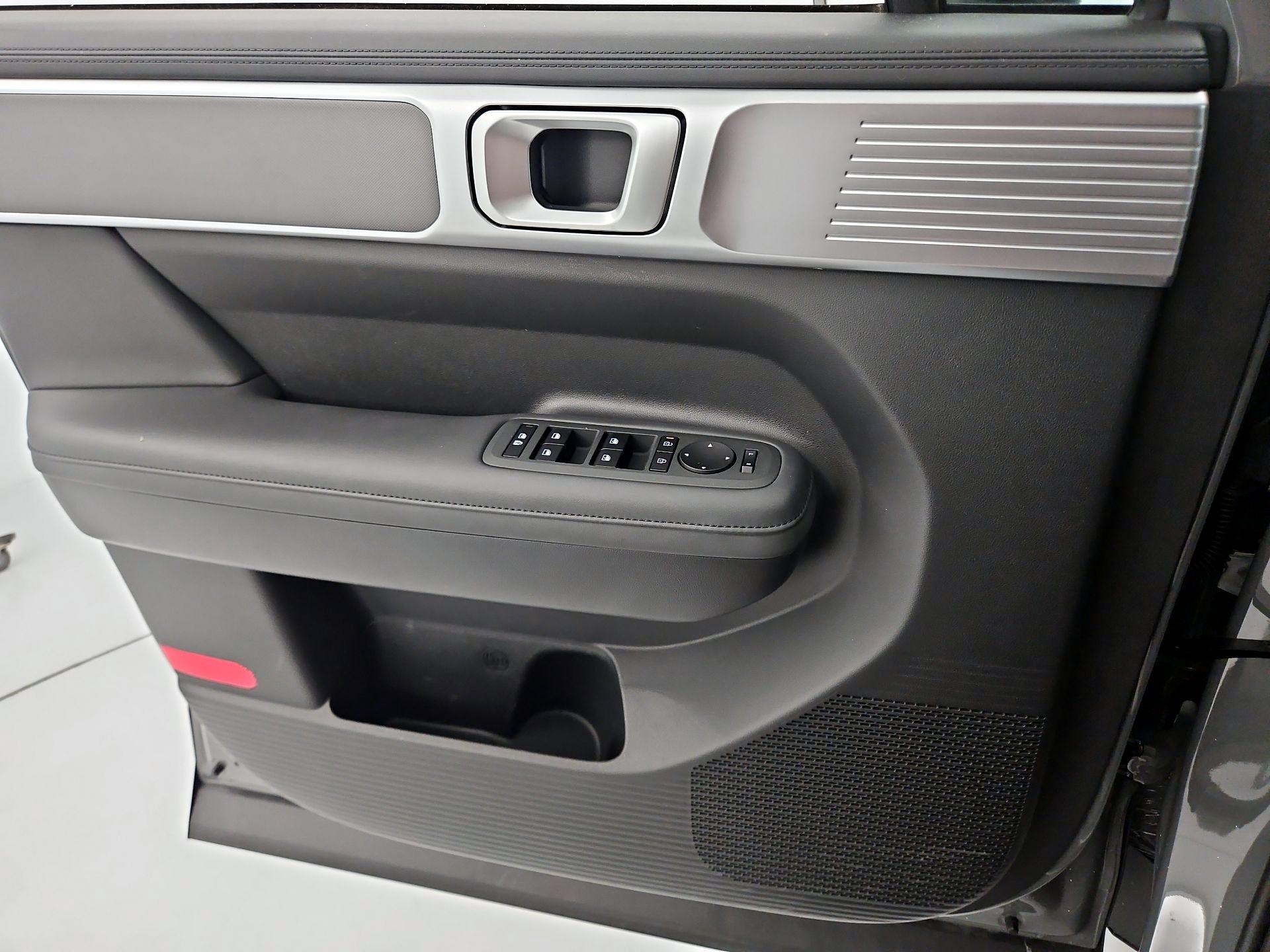 Thumbnail: 2025 Hyundai Santa Fe - 12