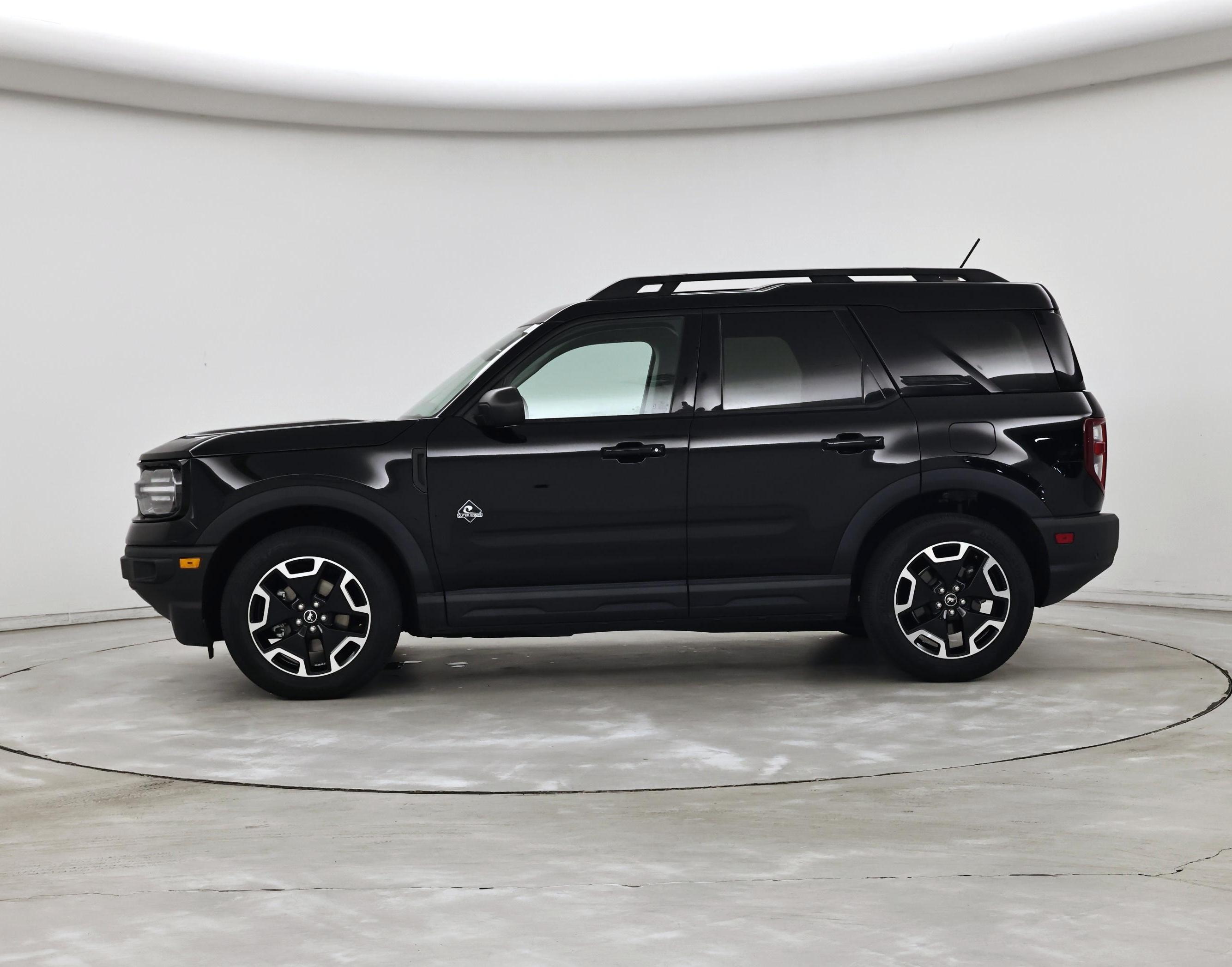 Thumbnail: 2023 Ford Bronco Sport - 3