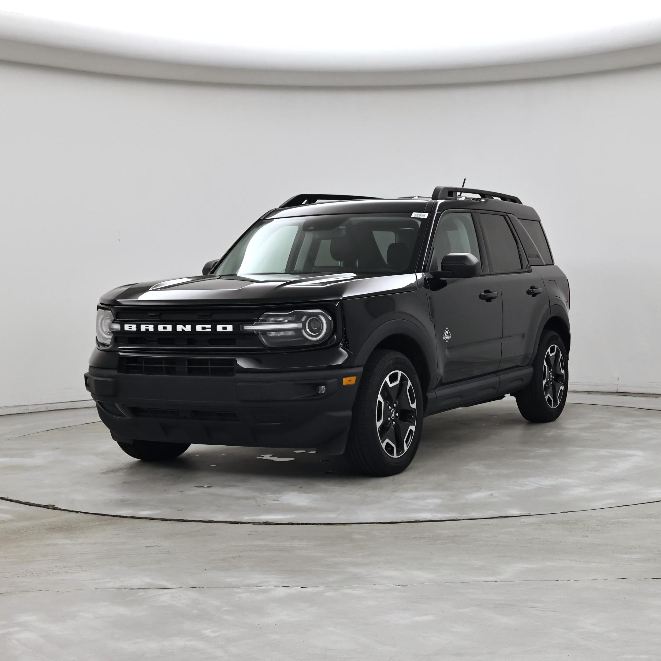 Thumbnail: 2023 Ford Bronco Sport - 4