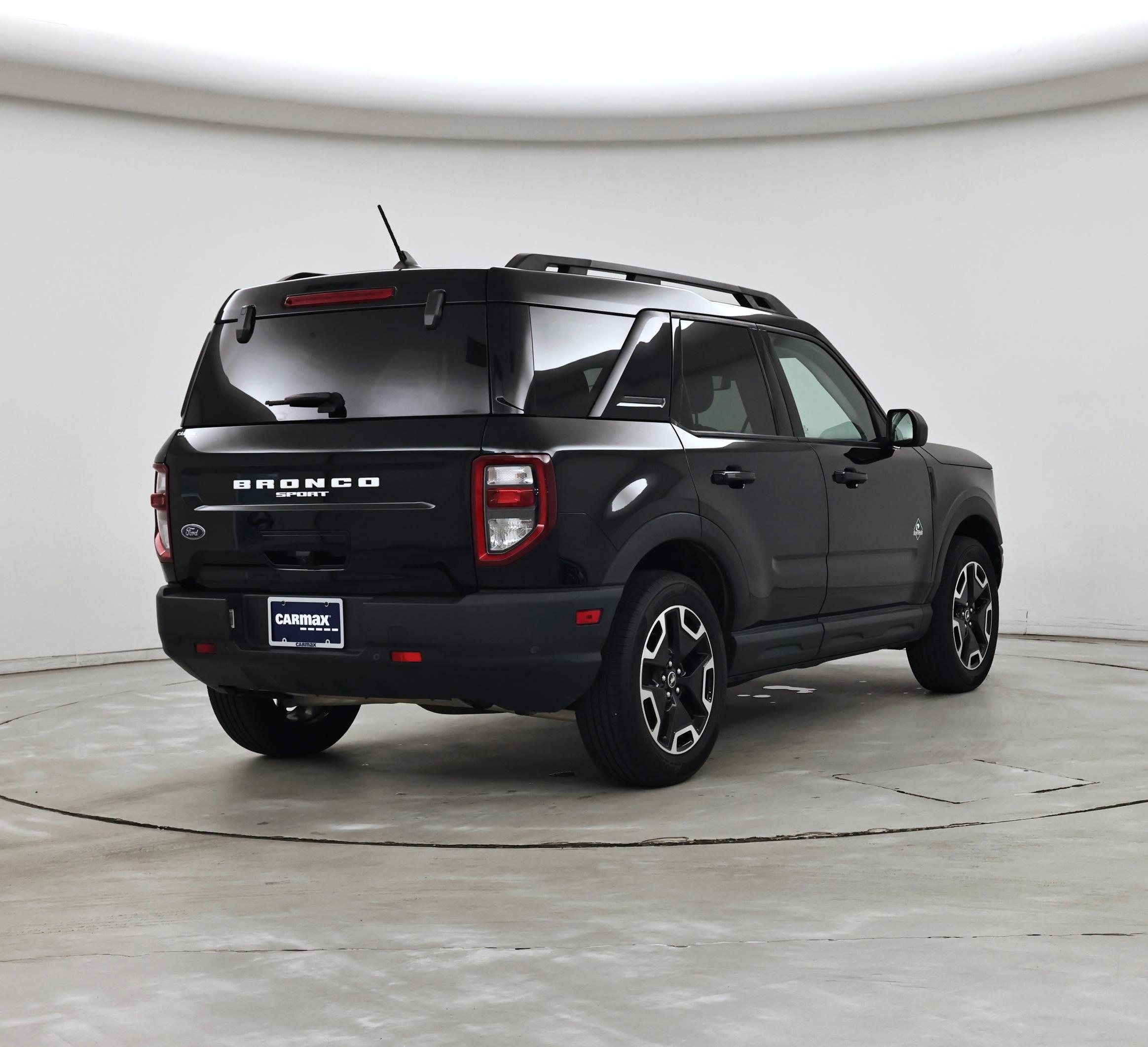 Thumbnail: 2023 Ford Bronco Sport - 8