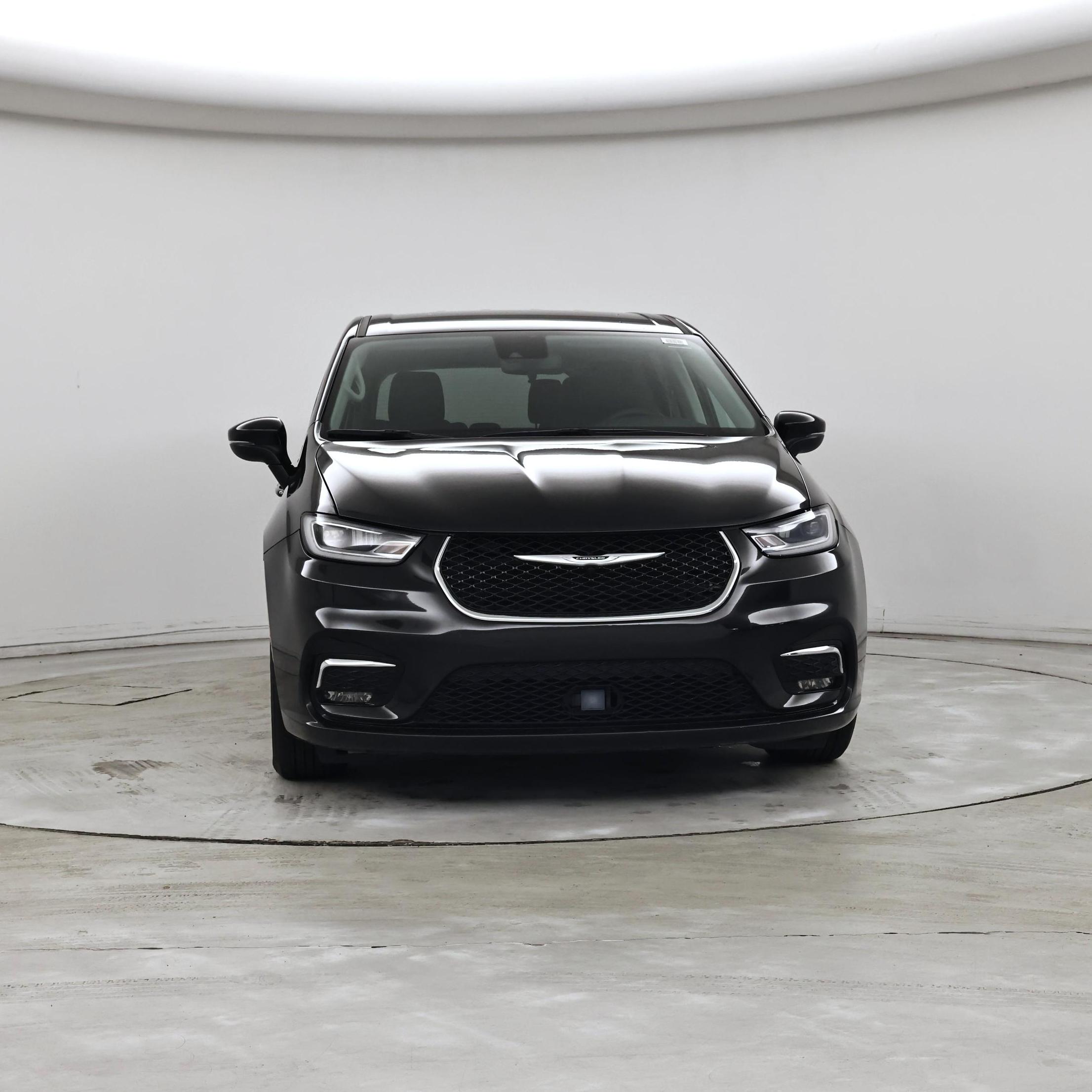 Thumbnail: 2023 Chrysler Pacifica - 5