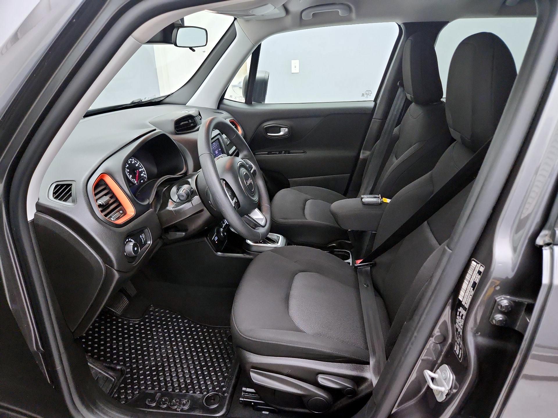 Thumbnail: 2020 Jeep Renegade - 11