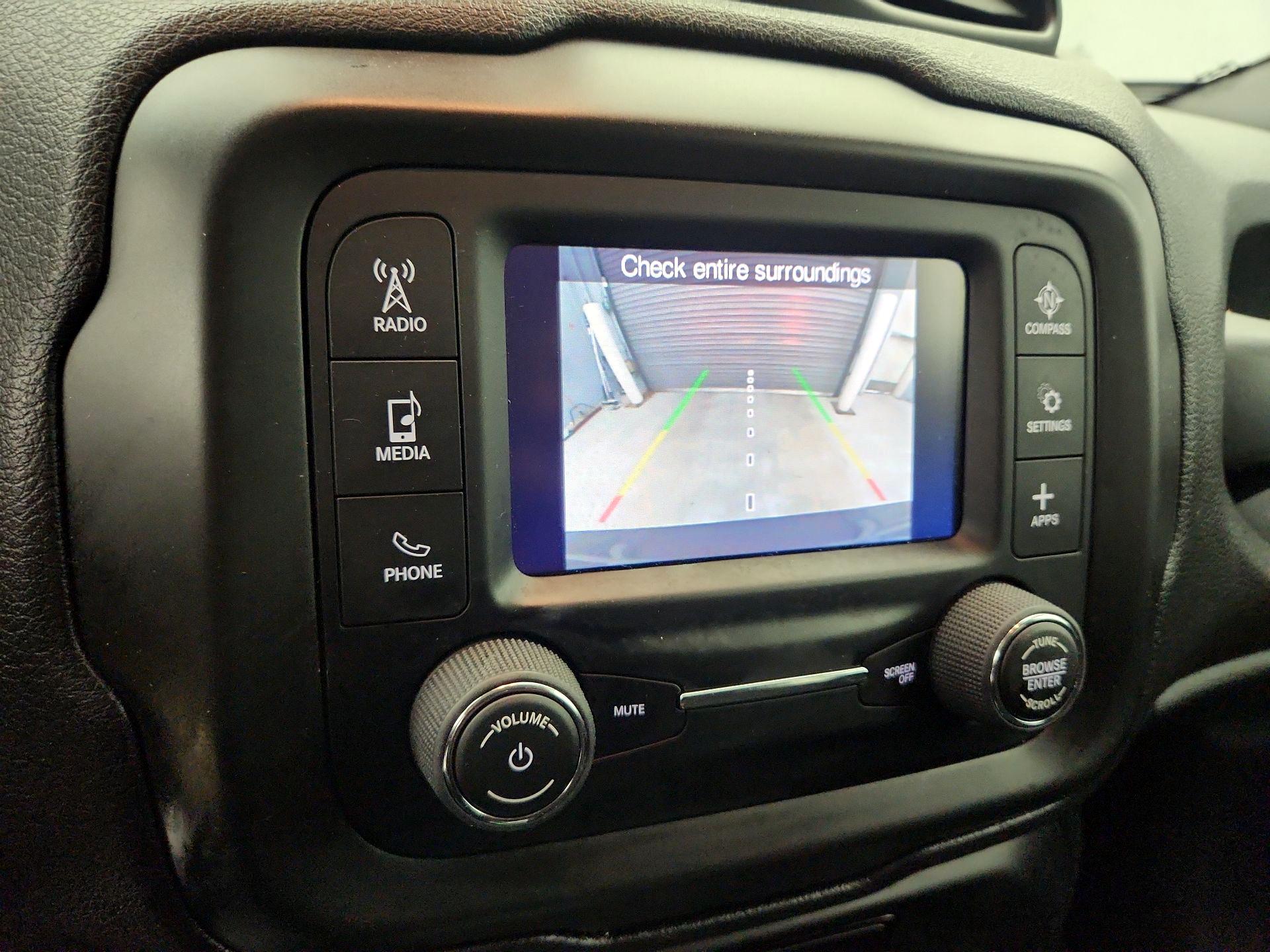 Thumbnail: 2020 Jeep Renegade - 14