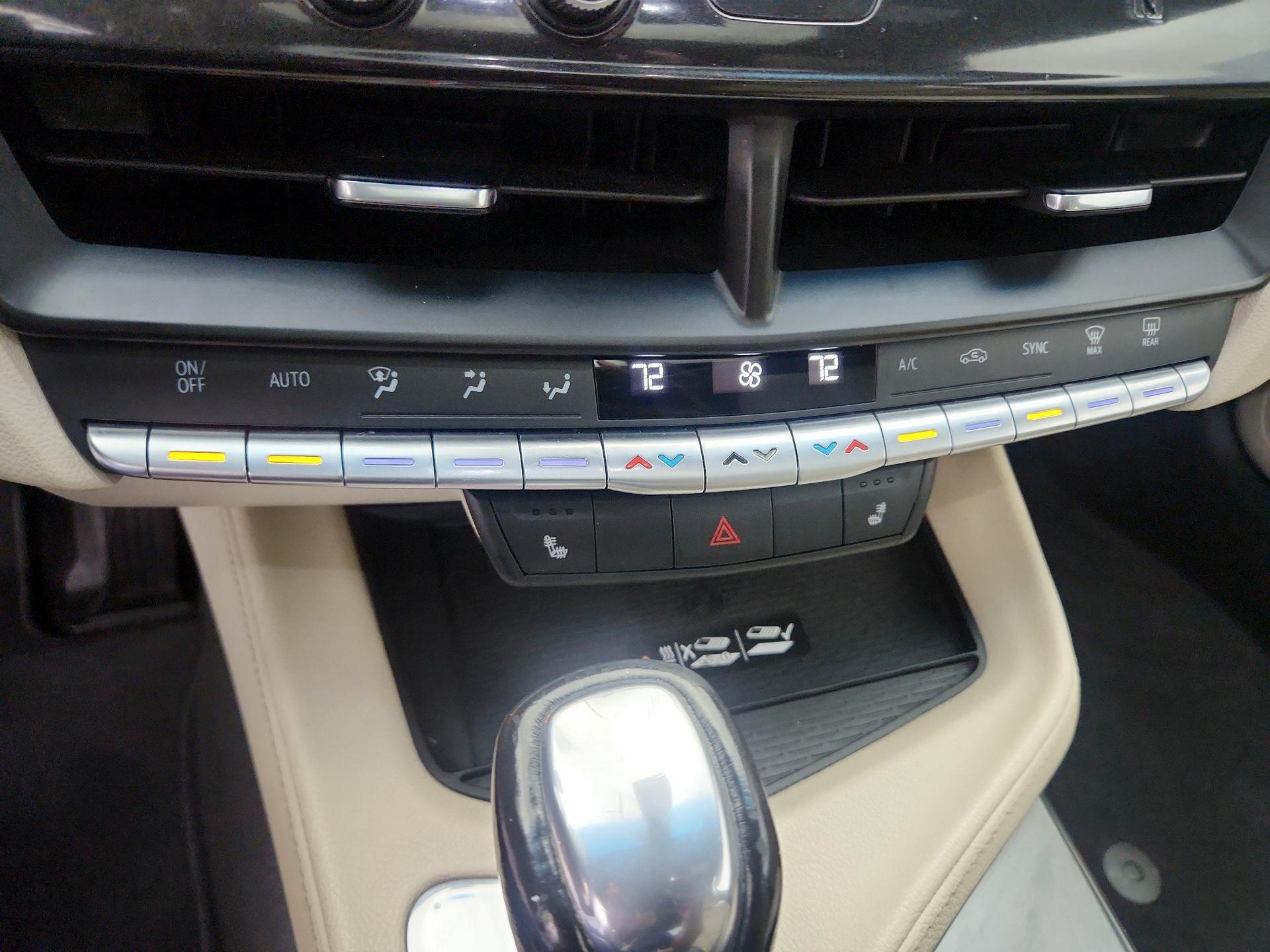 Thumbnail: 2021 Cadillac CT4 - 17