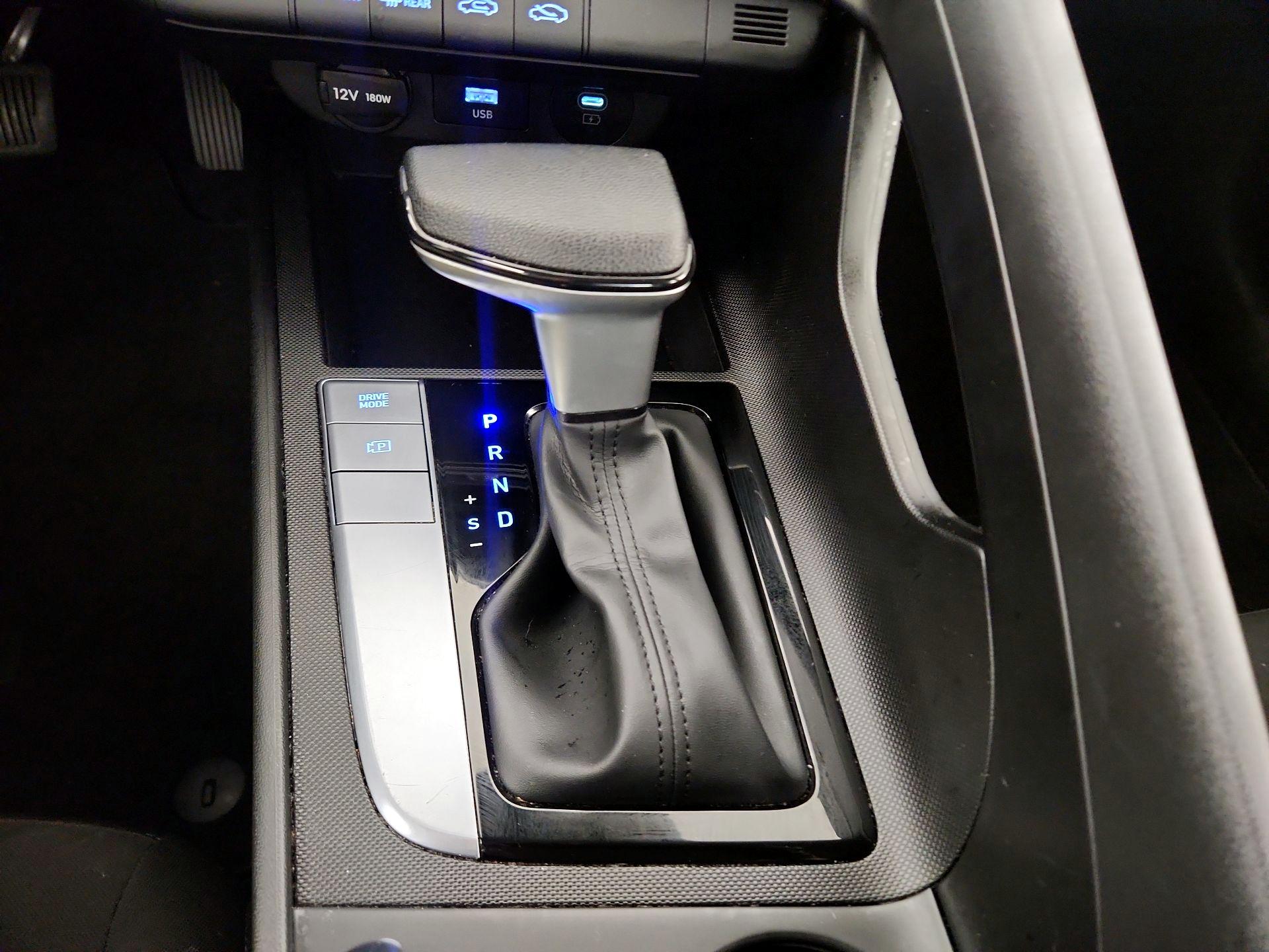 Thumbnail: 2024 Hyundai Elantra - 18