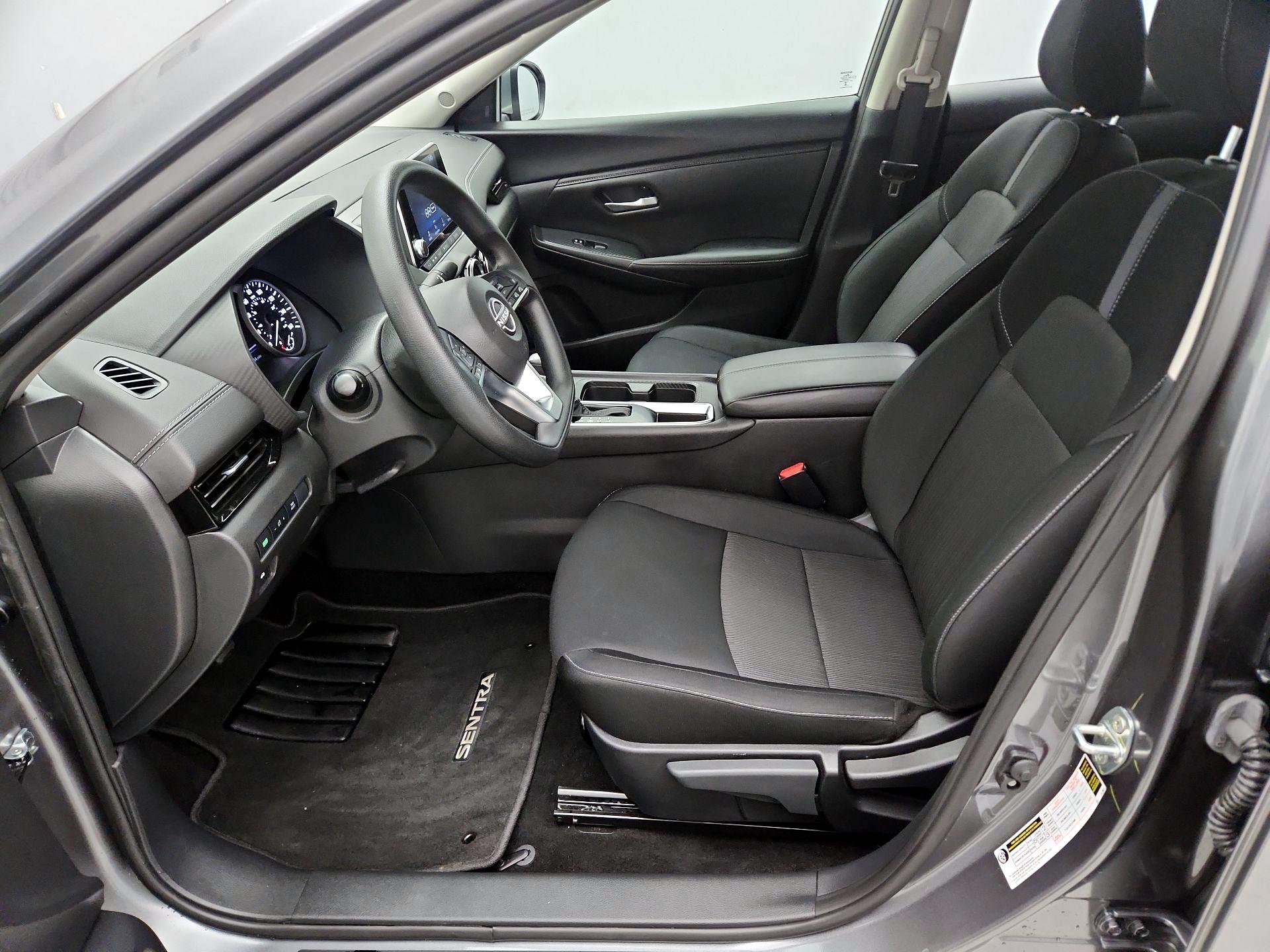 Thumbnail: 2025 Nissan Sentra - 11