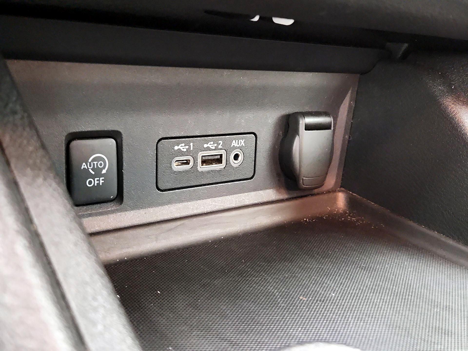 Thumbnail: 2024 Nissan Sentra - 18