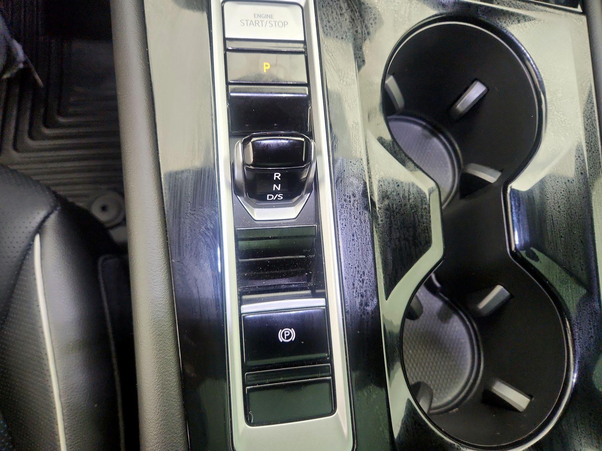 Thumbnail: 2024 Volkswagen Atlas - 18