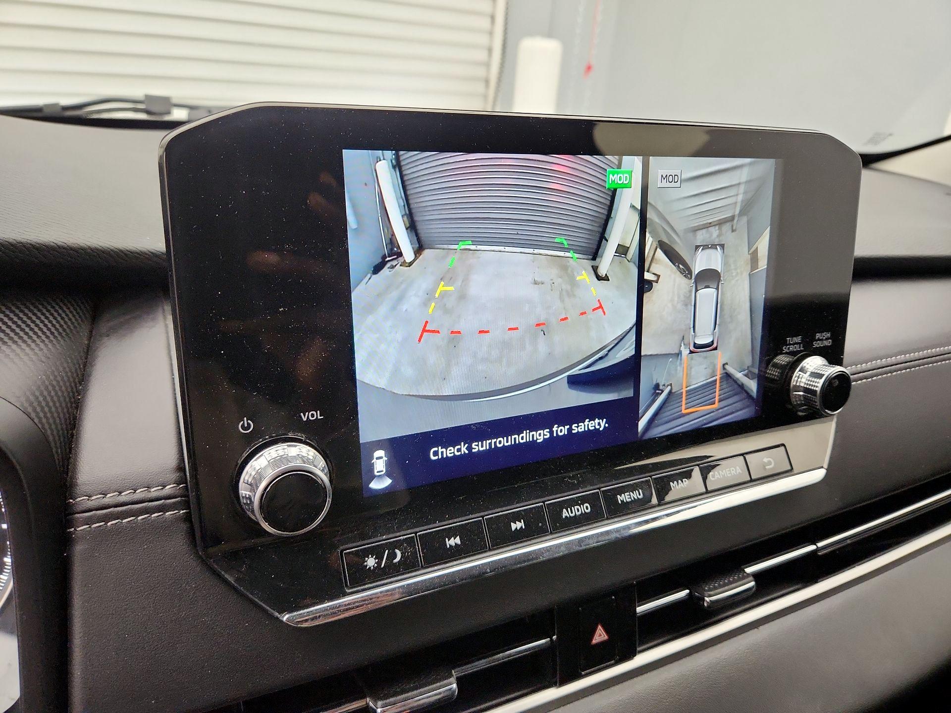 Thumbnail: 2023 Mitsubishi Outlander - 15