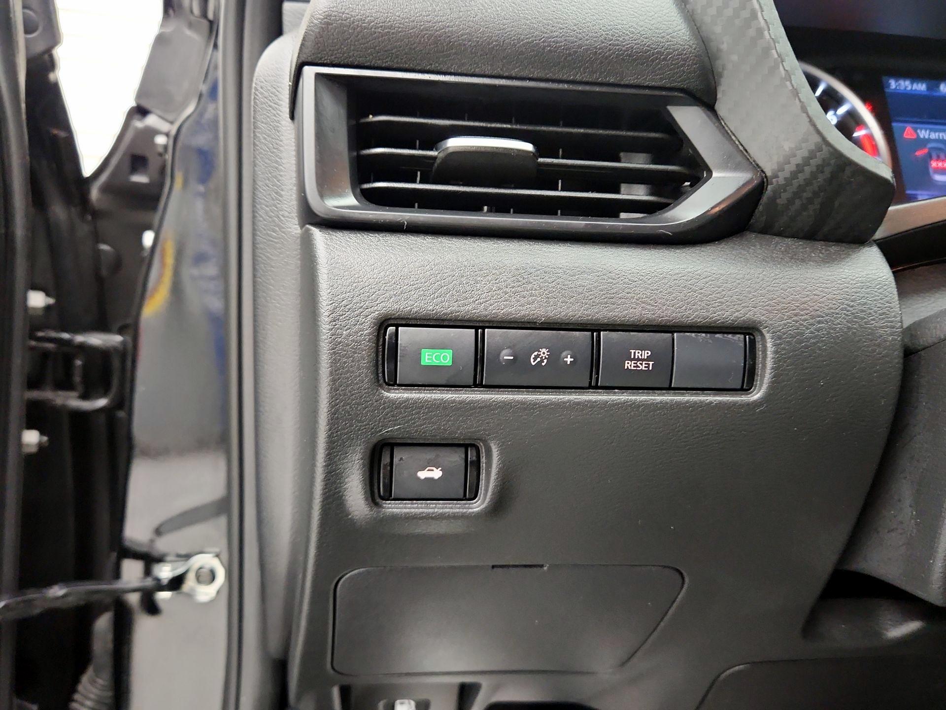 Thumbnail: 2025 Nissan Sentra - 13