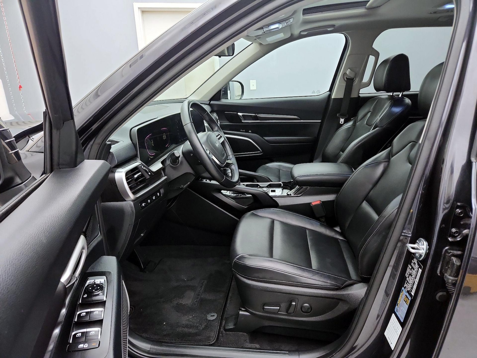 2025 Kia Telluride S - Photo 12