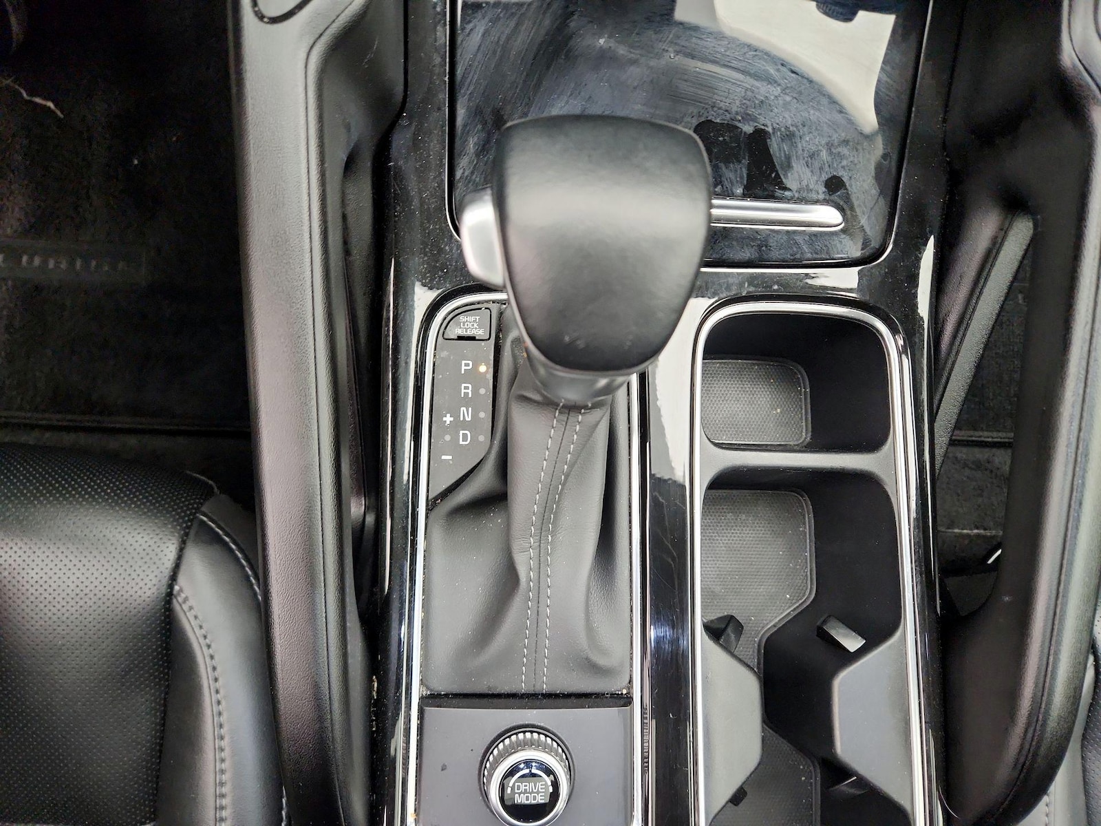 2025 Kia Telluride S - Photo 19