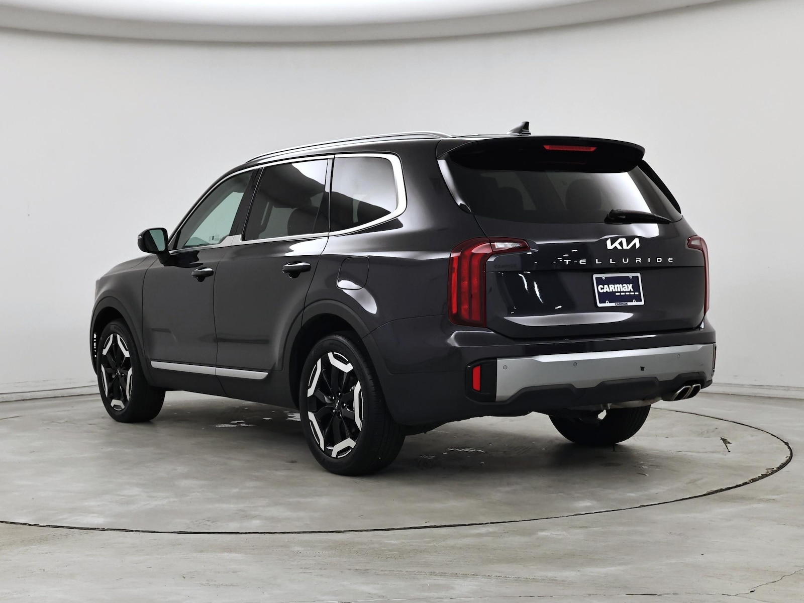 2025 Kia Telluride S - Photo 3