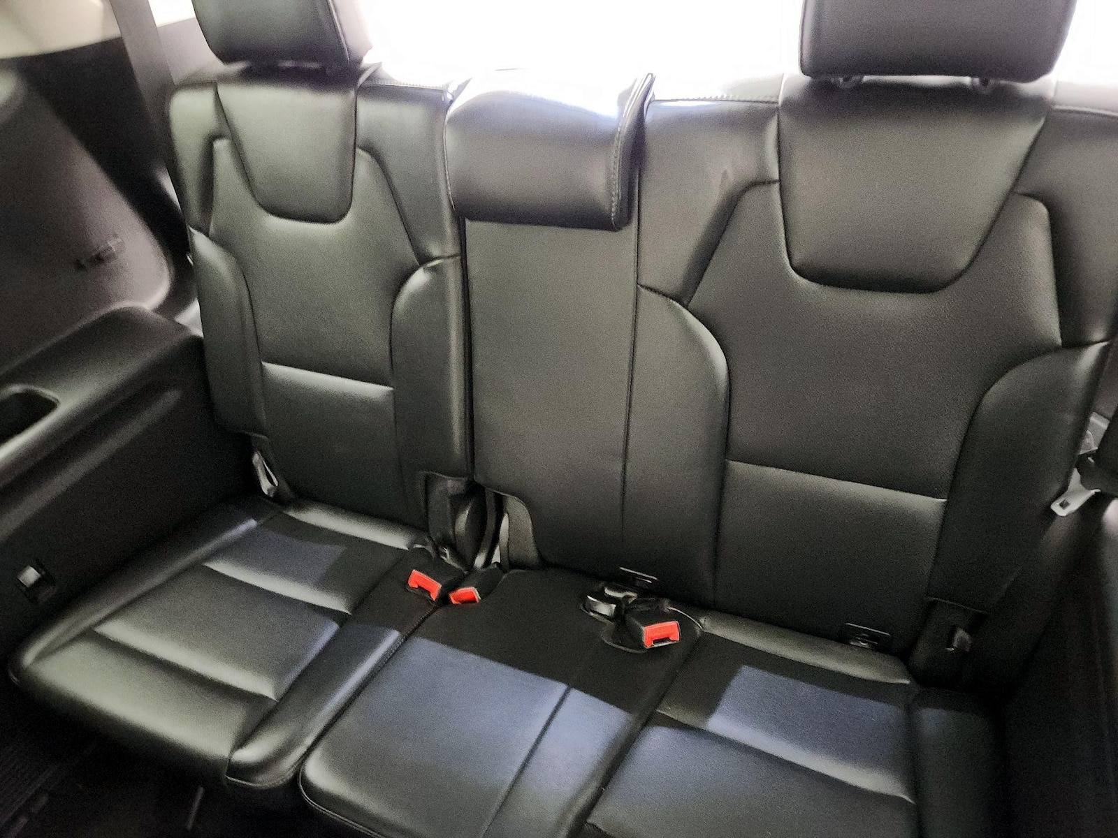 2025 Kia Telluride S - Photo 23
