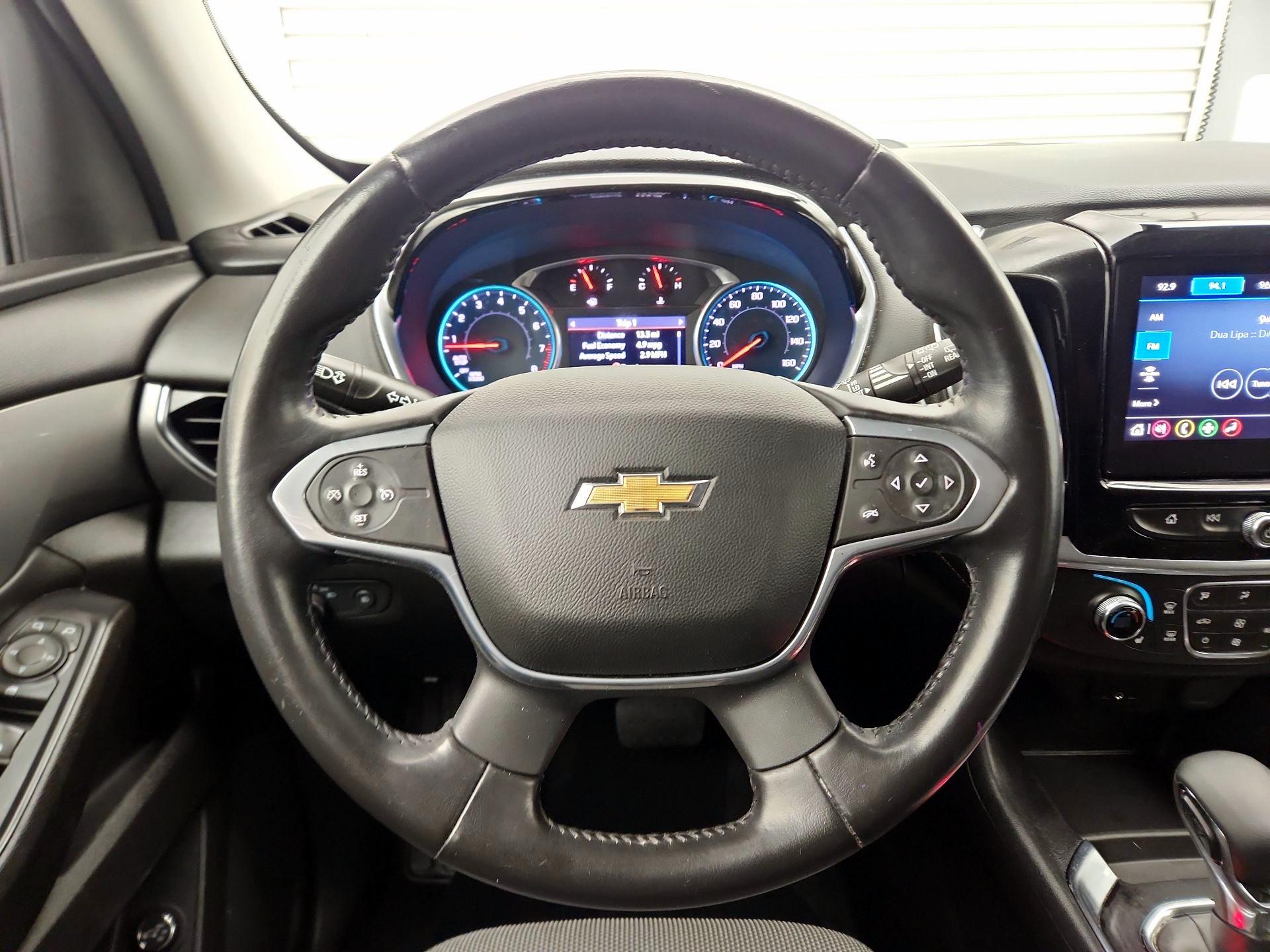 Thumbnail: 2021 Chevrolet Traverse - 10