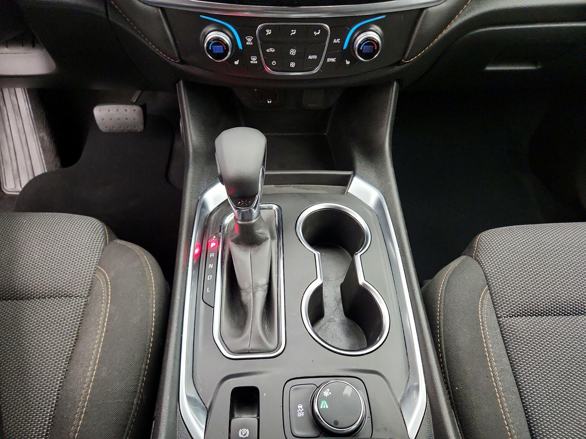 Thumbnail: 2021 Chevrolet Traverse - 17