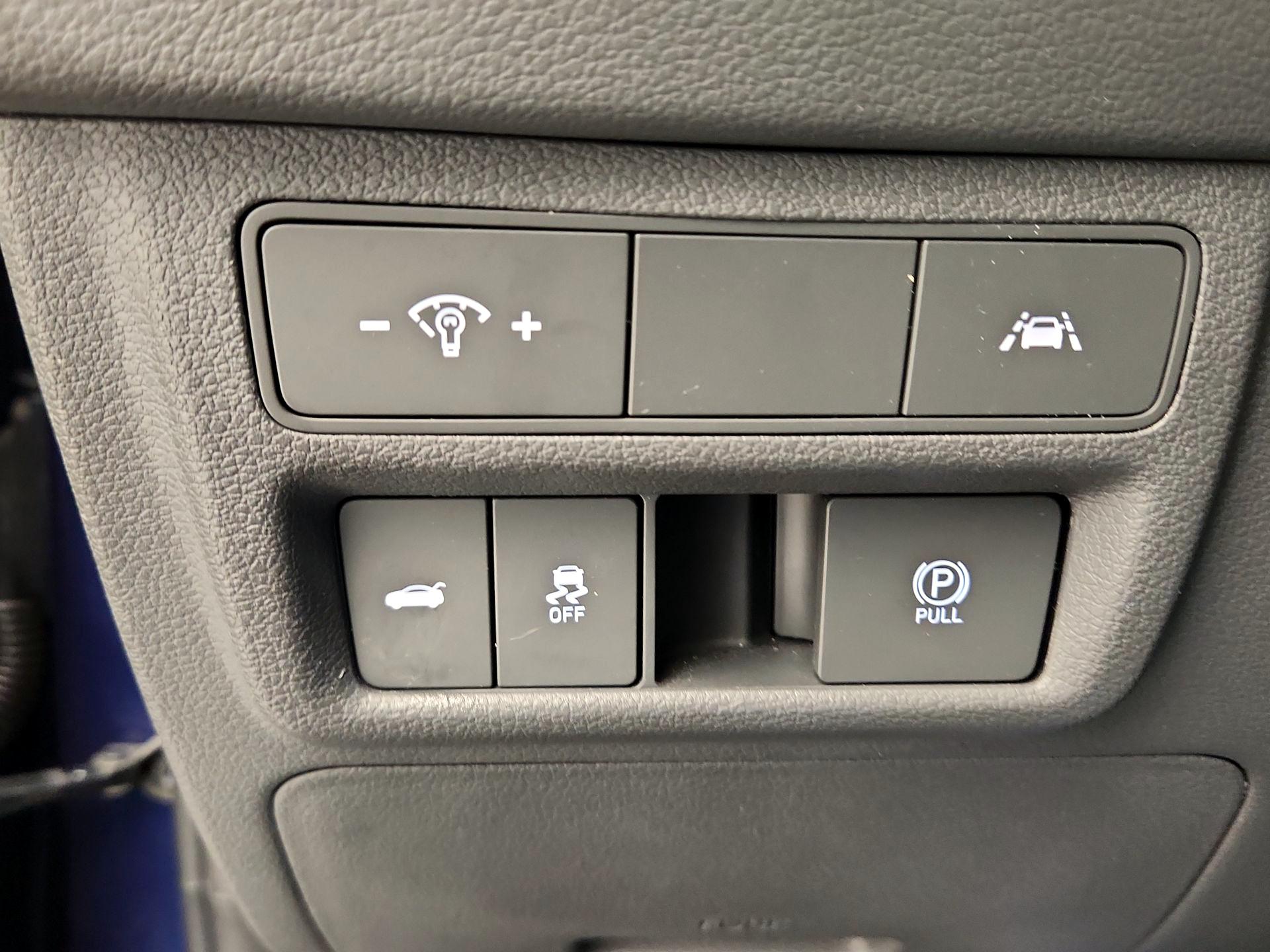 Thumbnail: 2021 Hyundai Sonata - 13