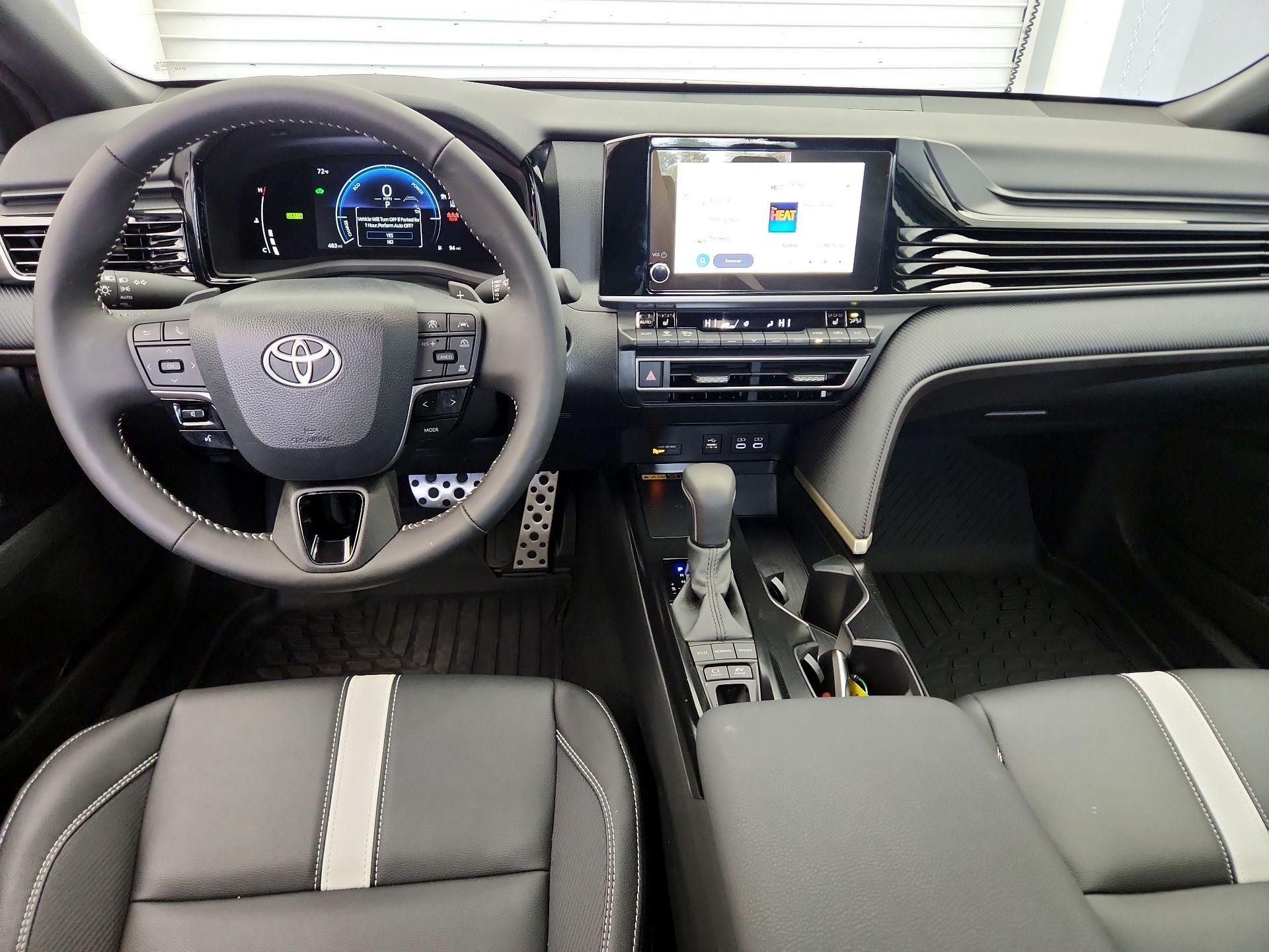 Thumbnail: 2025 Toyota Camry - 9