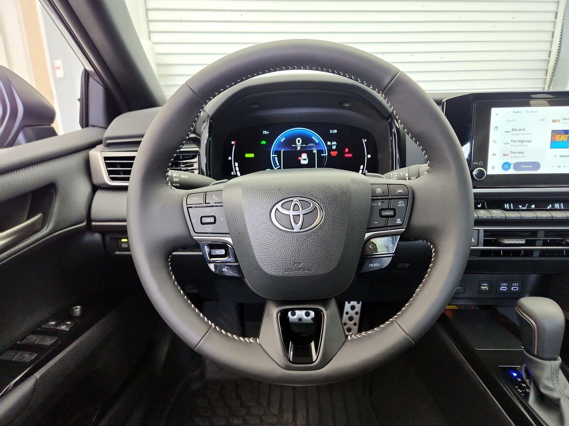 Thumbnail: 2025 Toyota Camry - 10