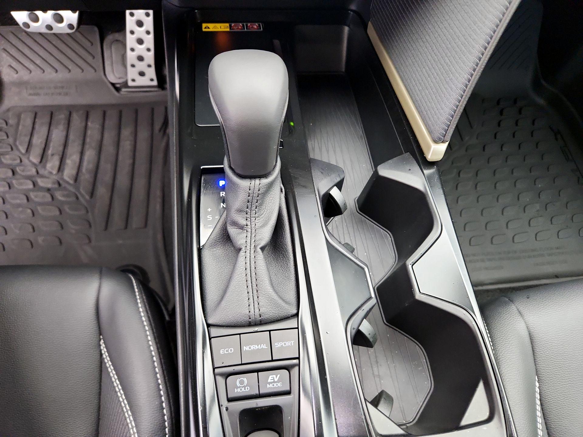 Thumbnail: 2025 Toyota Camry - 17