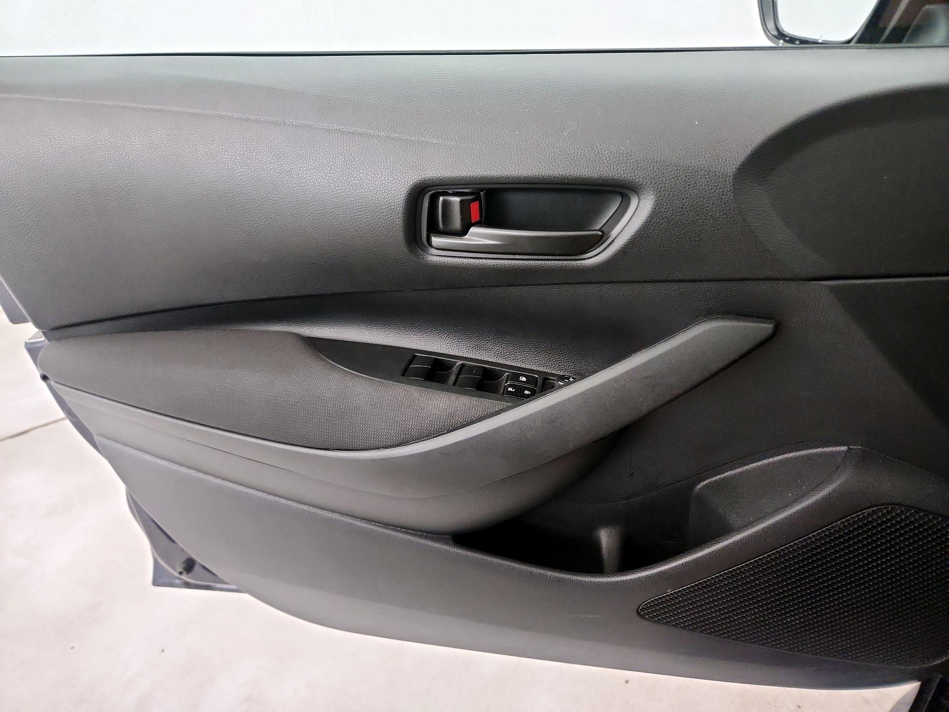 Thumbnail: 2025 Toyota Corolla - 12