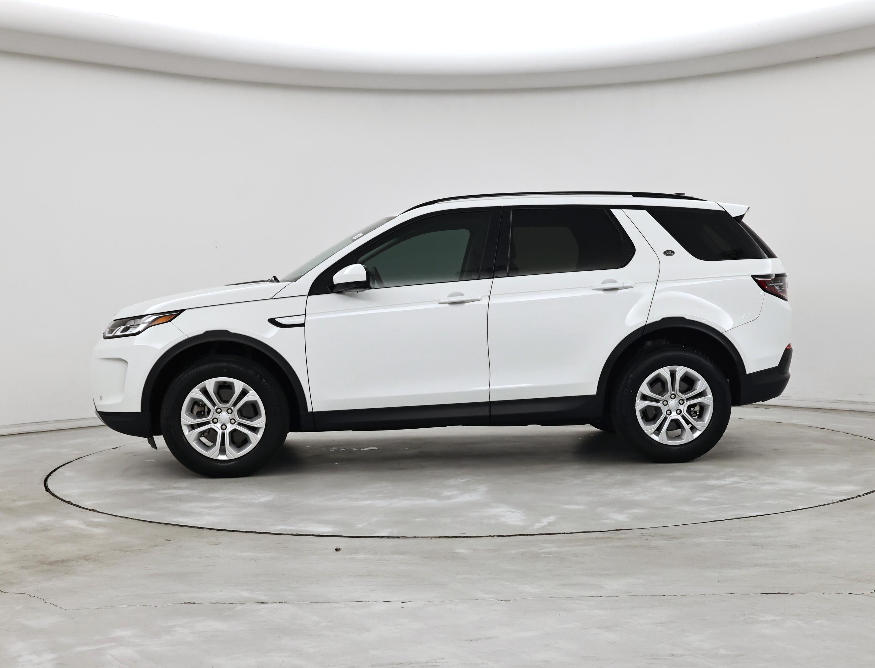 Thumbnail: 2022 Land Rover Discovery Sport - 3