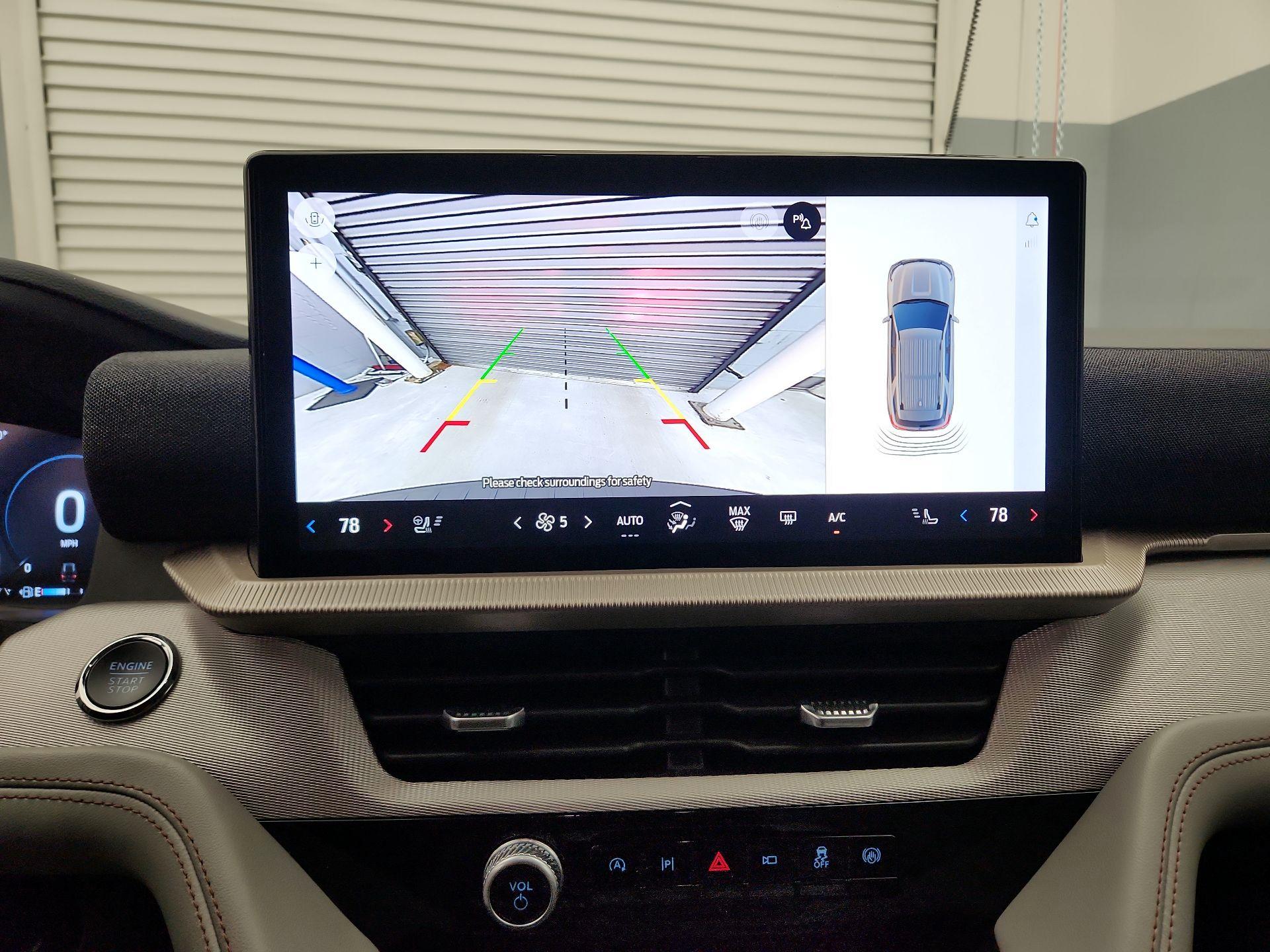 Thumbnail: 2025 Ford Explorer - 14