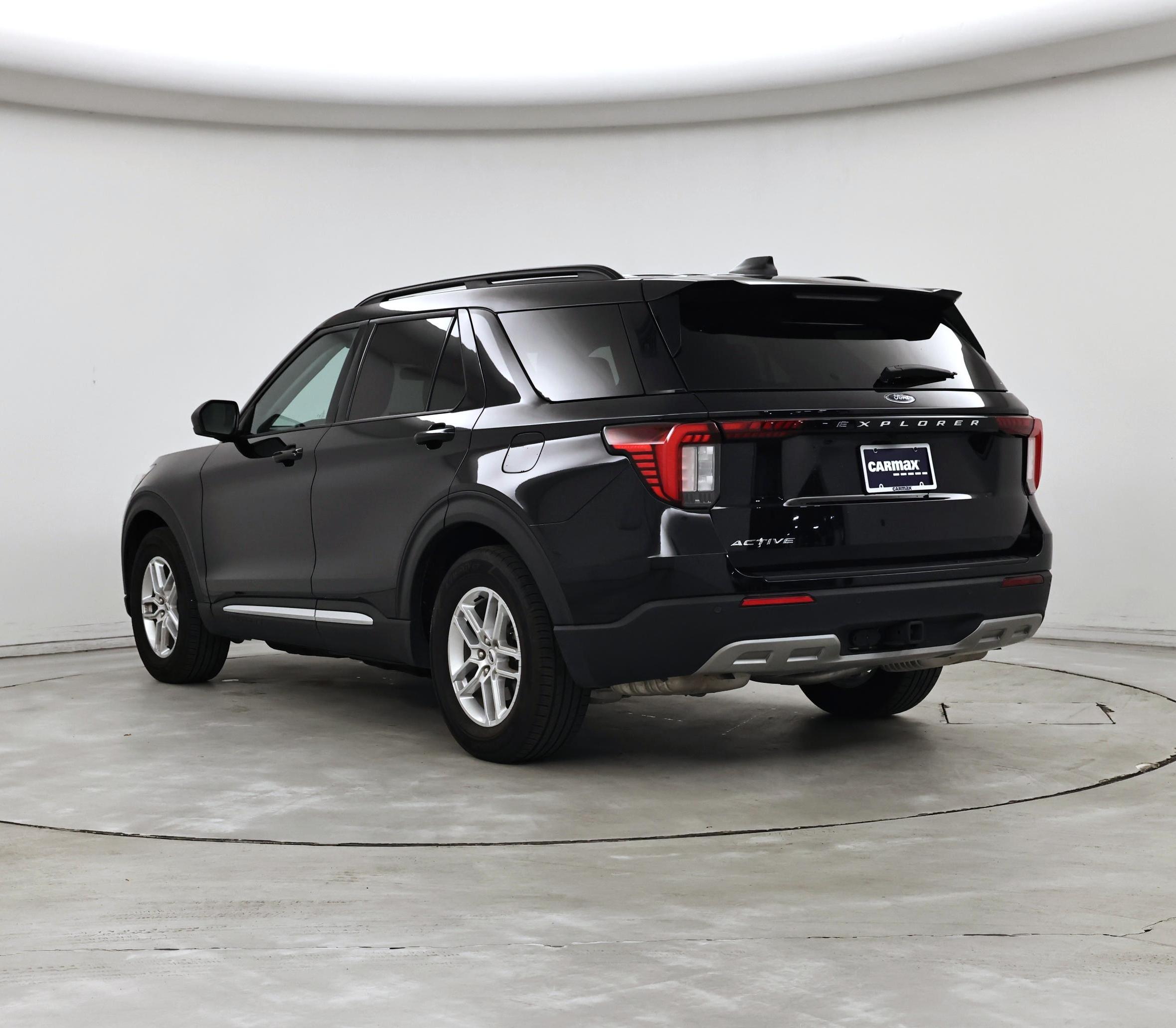 Thumbnail: 2025 Ford Explorer - 2