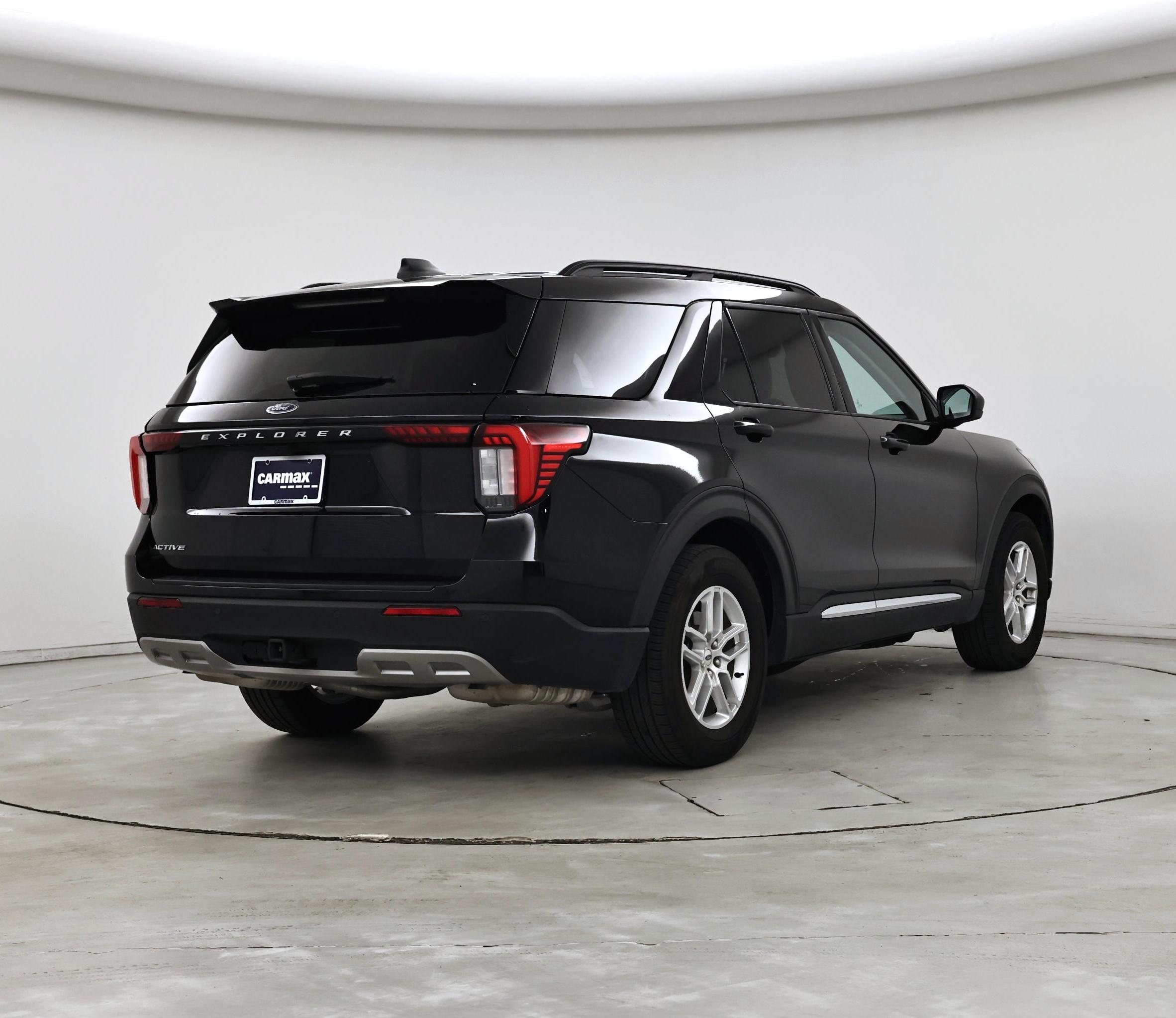 Thumbnail: 2025 Ford Explorer - 8