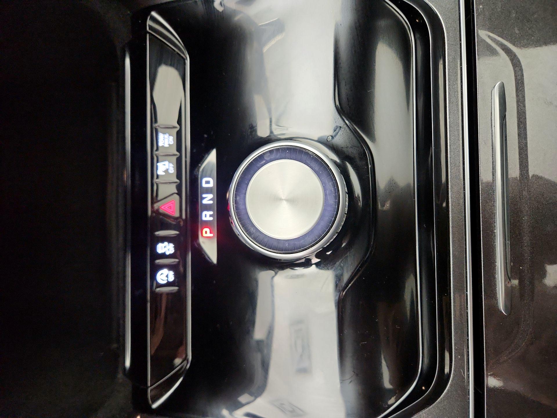 Thumbnail: 2024 Jeep Wagoneer - 18