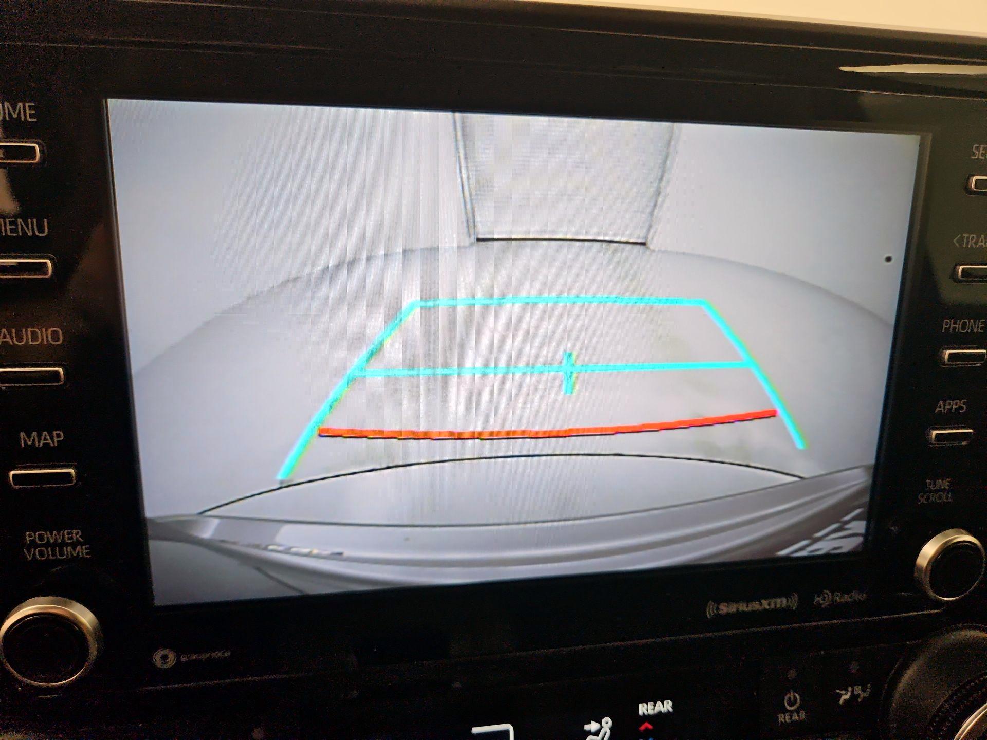 Thumbnail: 2021 Toyota Highlander - 14