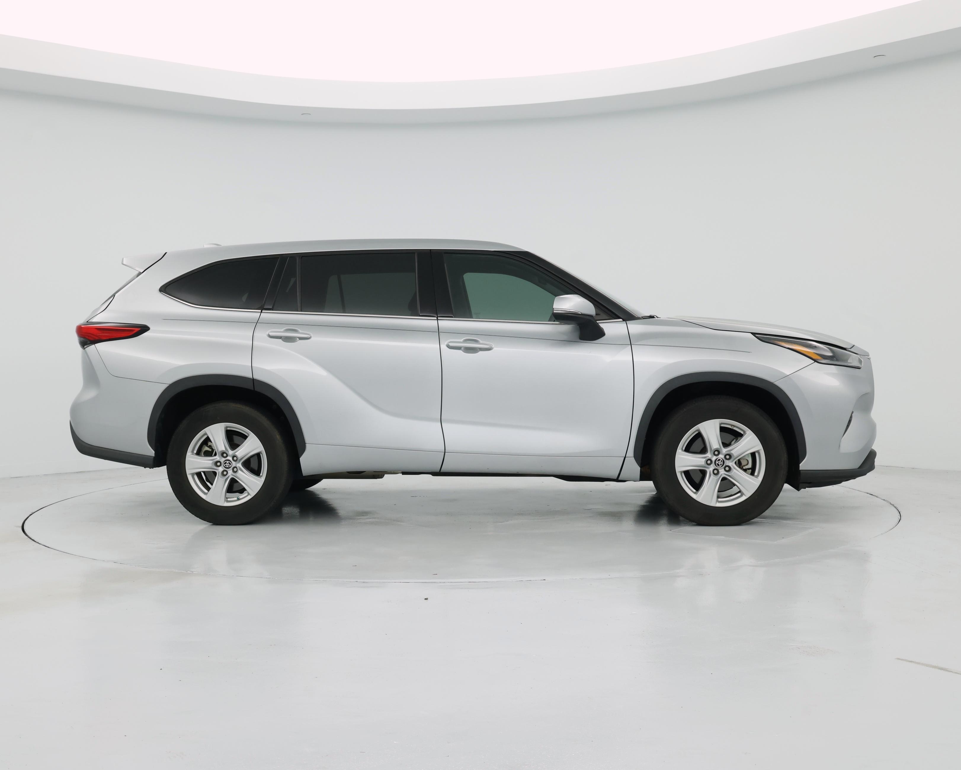 Thumbnail: 2021 Toyota Highlander - 7