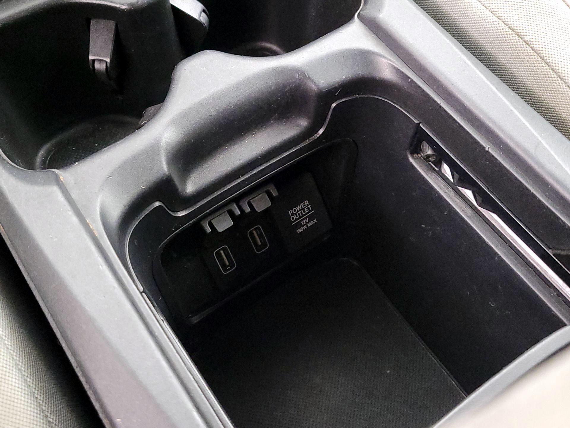 Thumbnail: 2017 Honda CR-V - 18